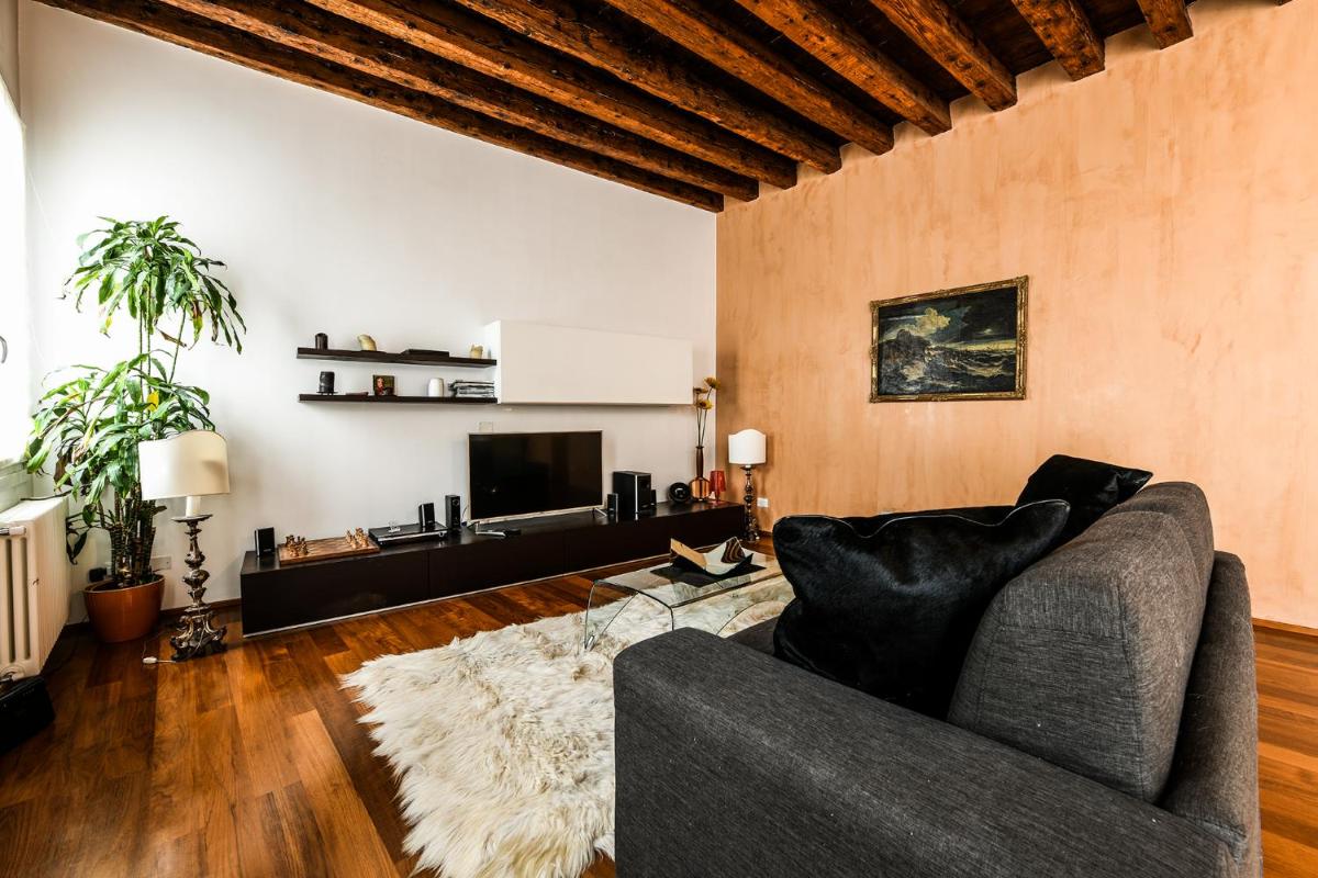 Frari Luxury