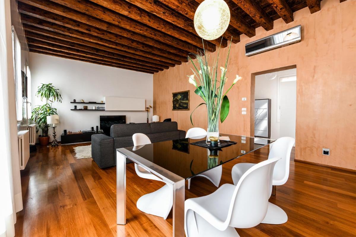 Frari Luxury