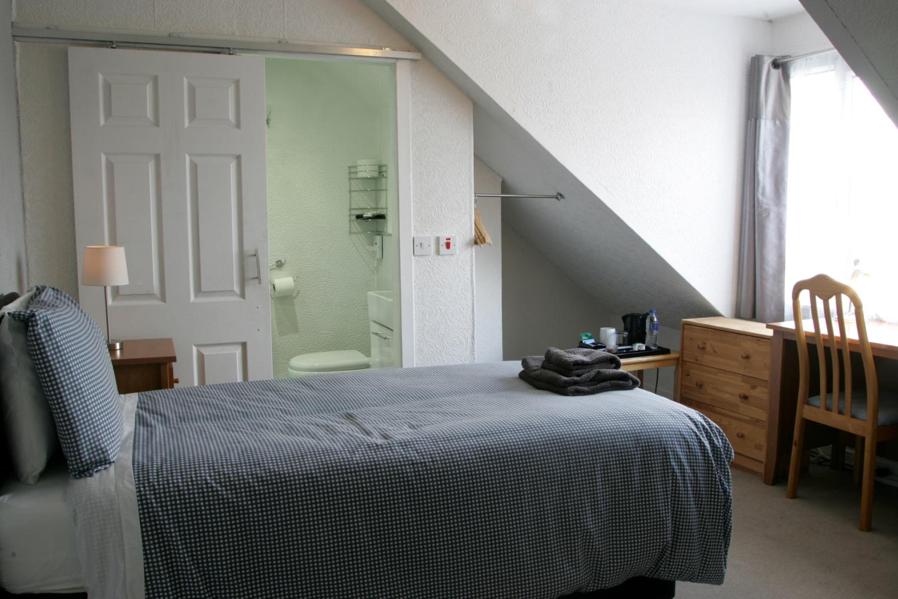 Dean Park Guest House