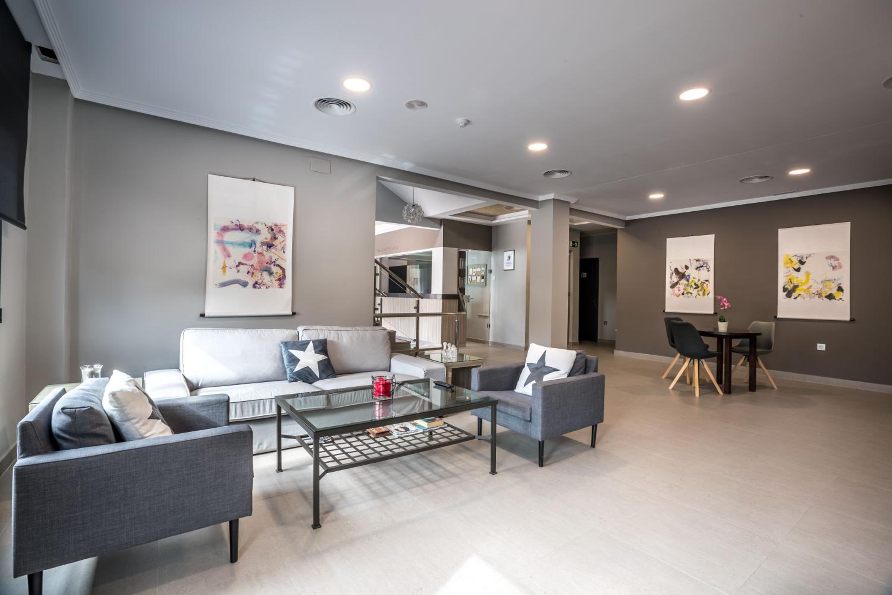 Apartamentos Santa Clara