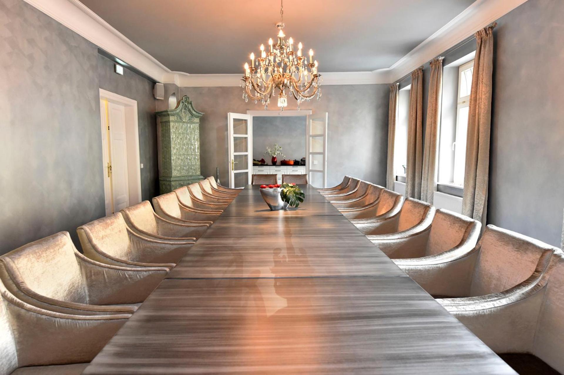 Hotel MOMENTS Boutique Hotel - Image 1