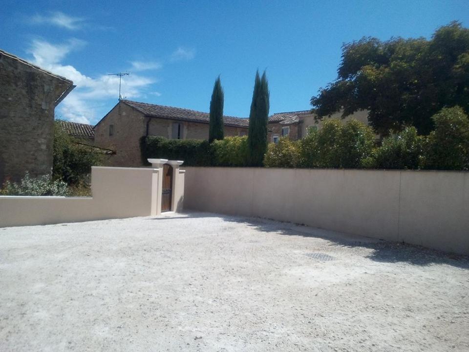Mas De Hameau view 2