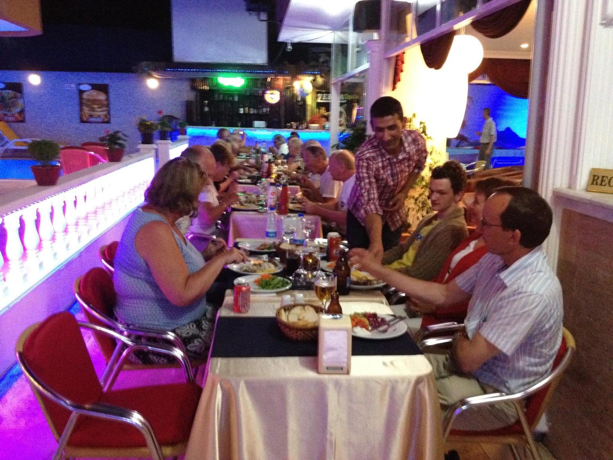 Twin Apart Hotel - Image 88