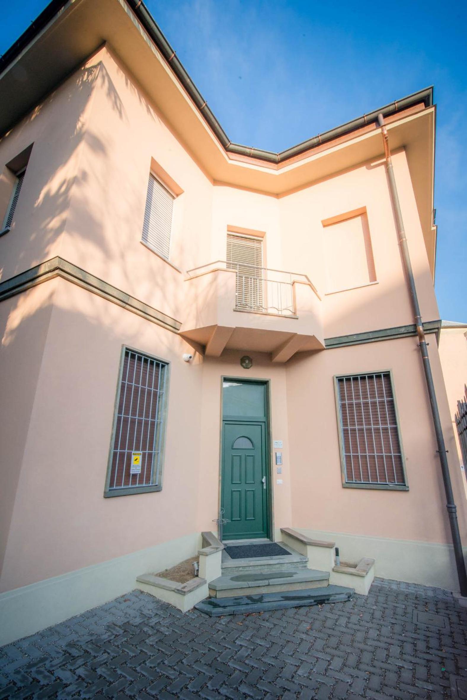 Comonfive Apartments