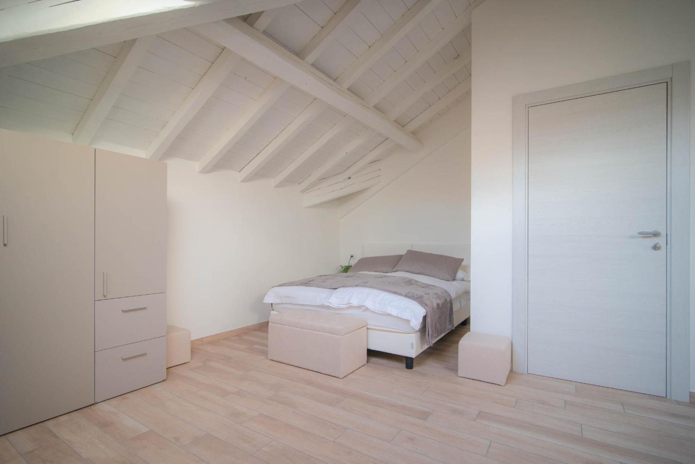 Comonfive Apartments