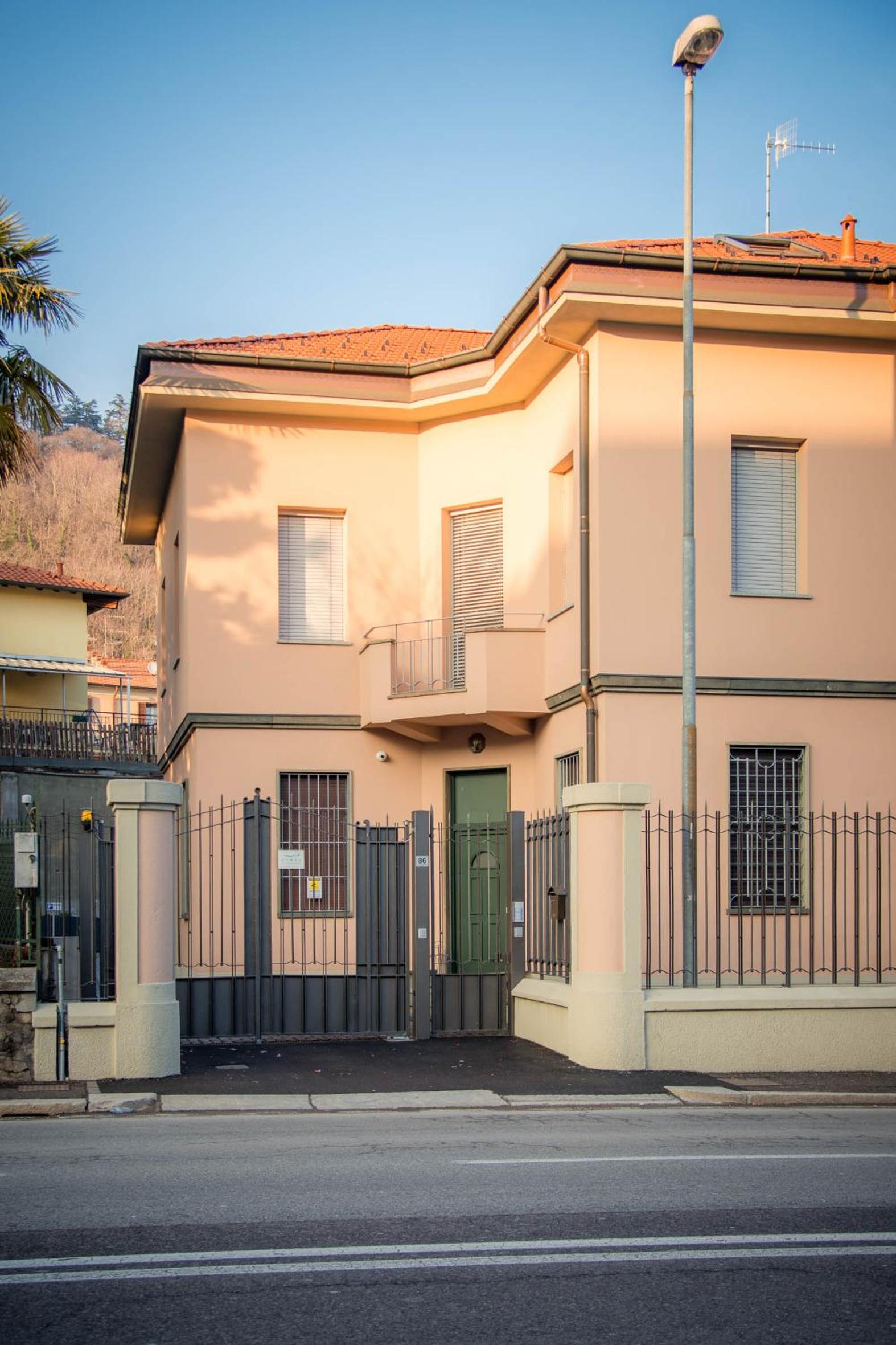 Comonfive Apartments