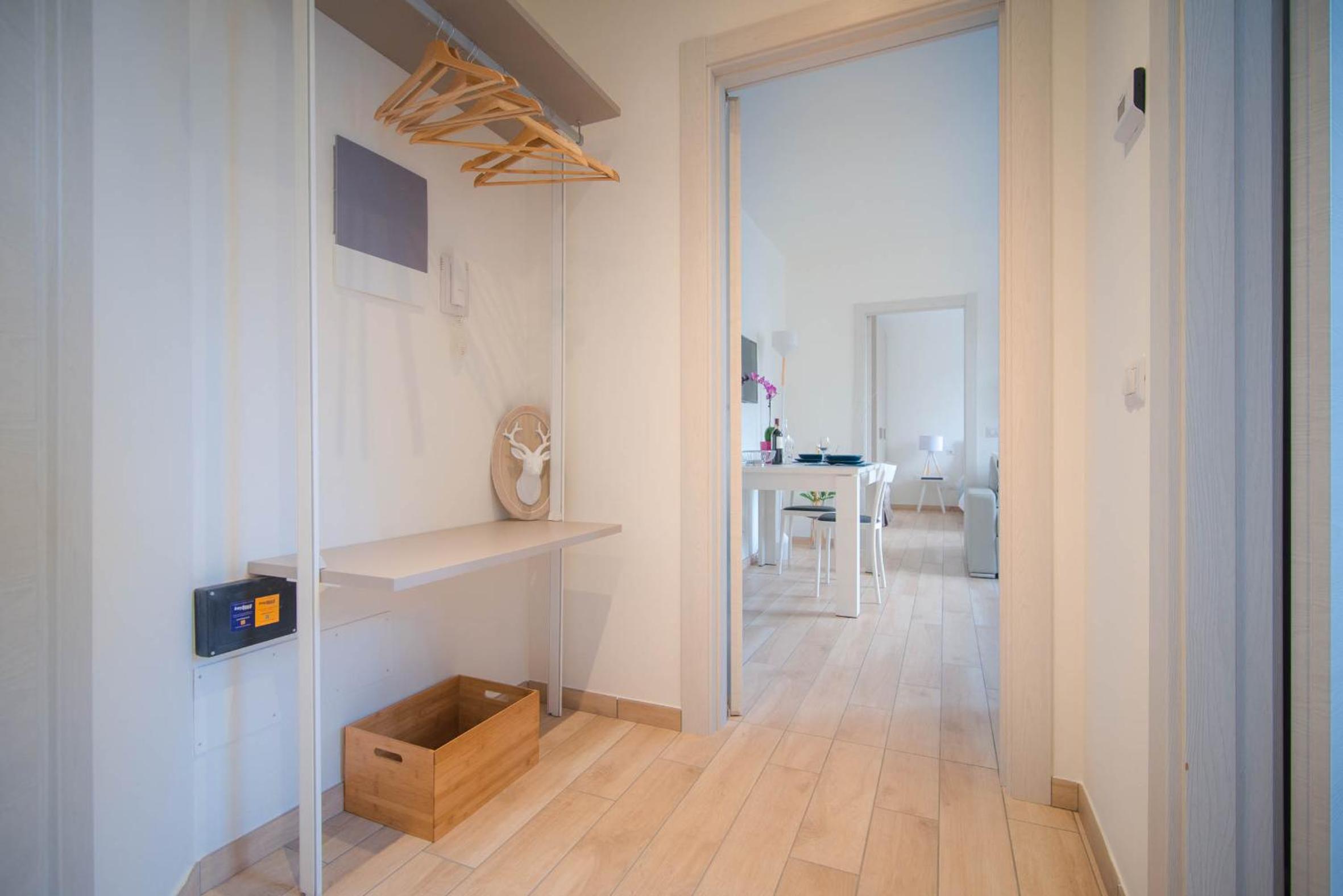 Comonfive Apartments