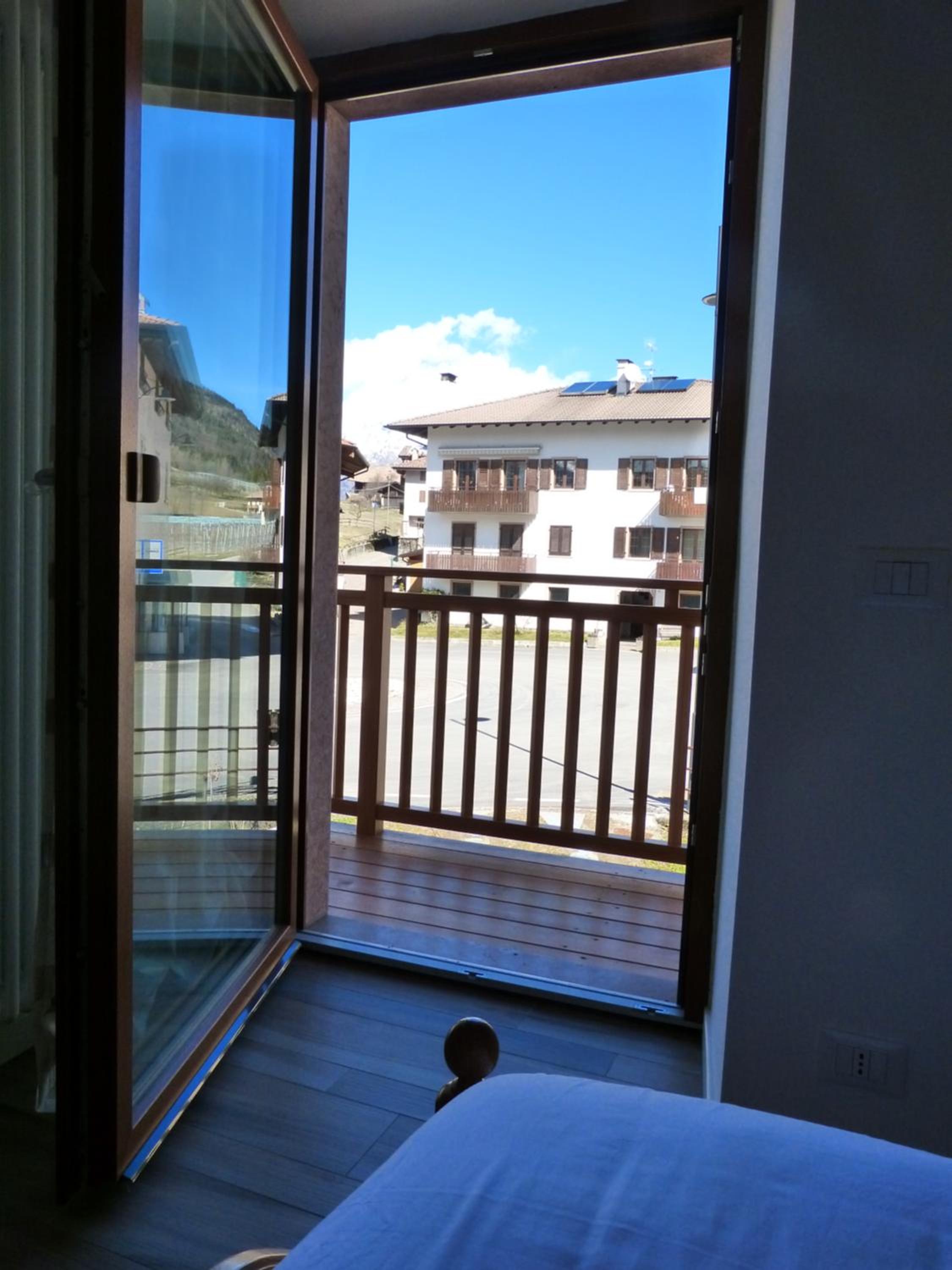 Photo 34