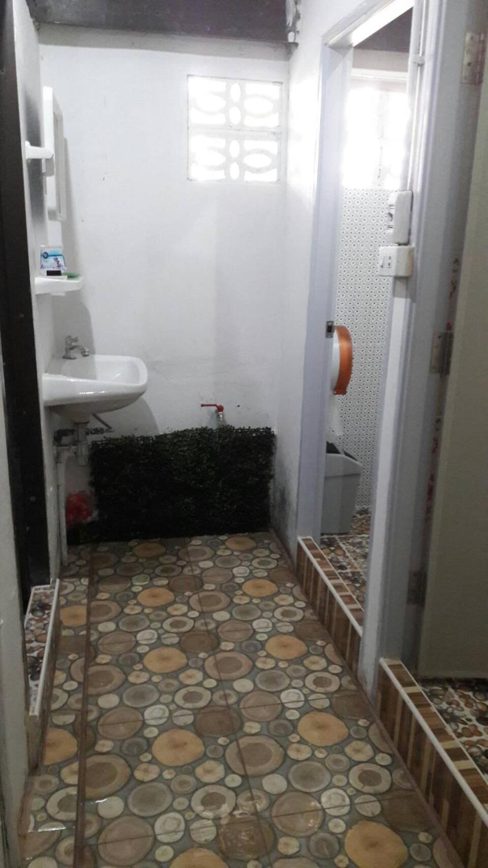 Danee Hostel