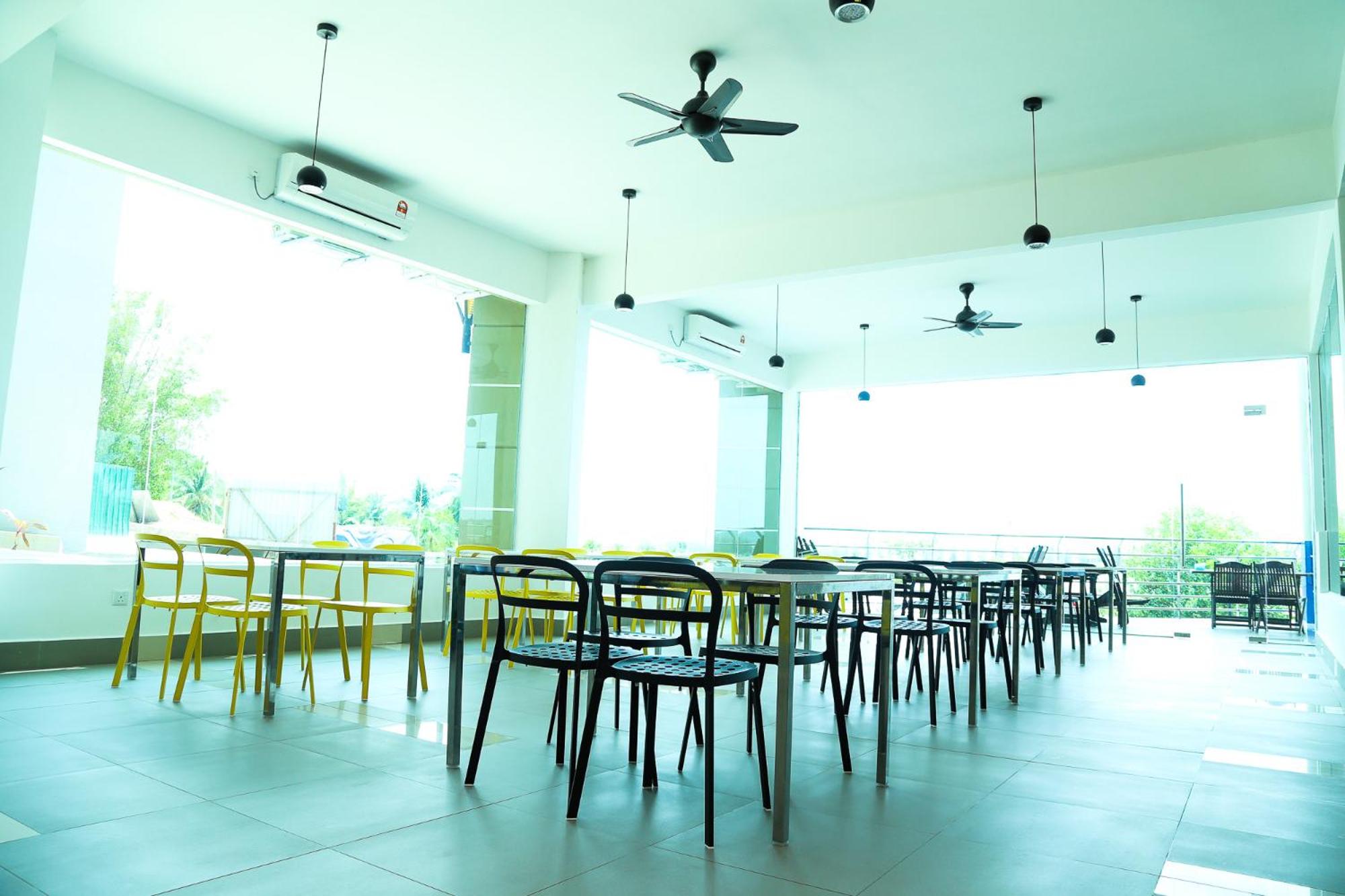 Marina Heights Resort photo 4