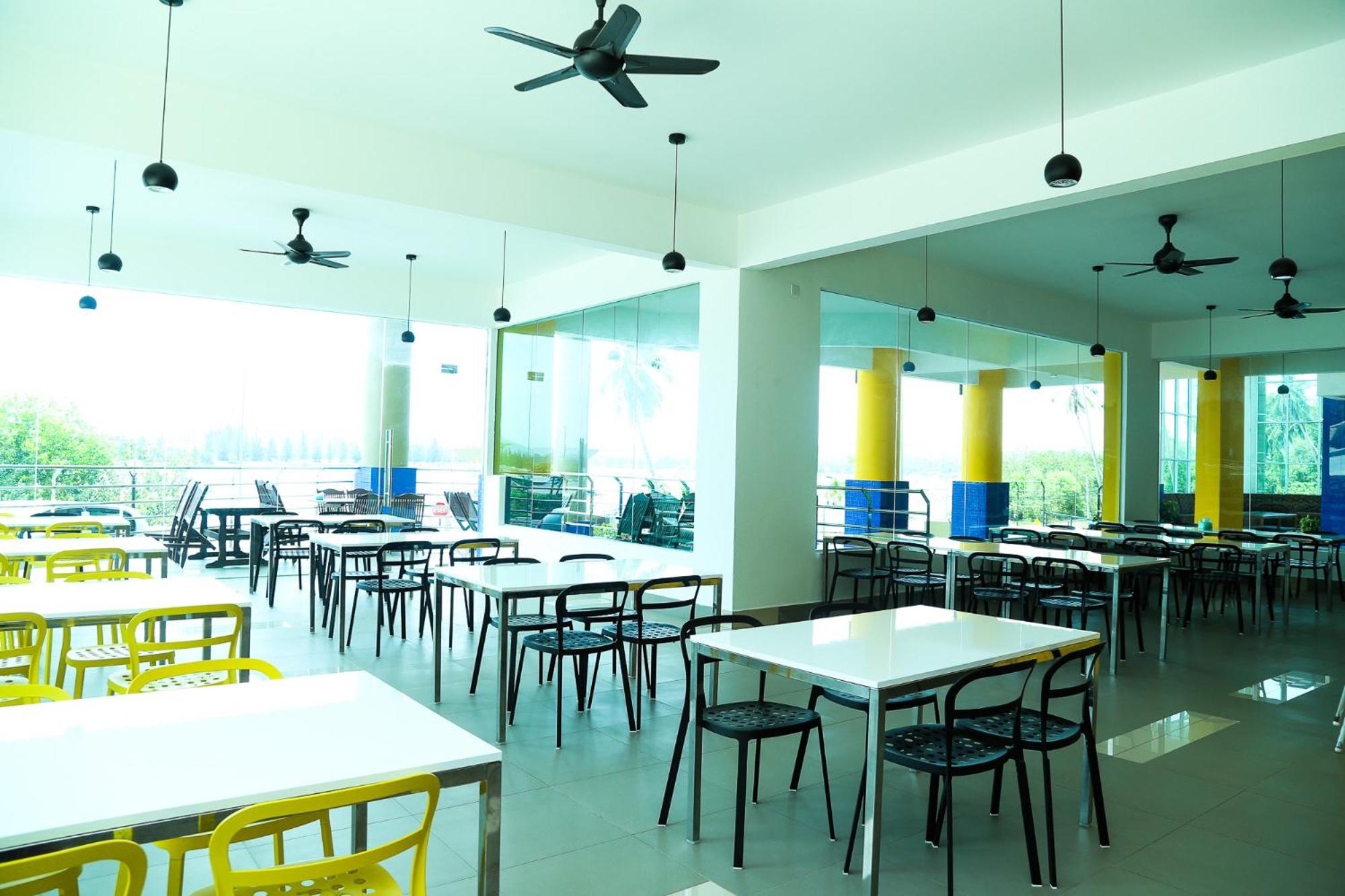 Marina Heights Resort photo 6