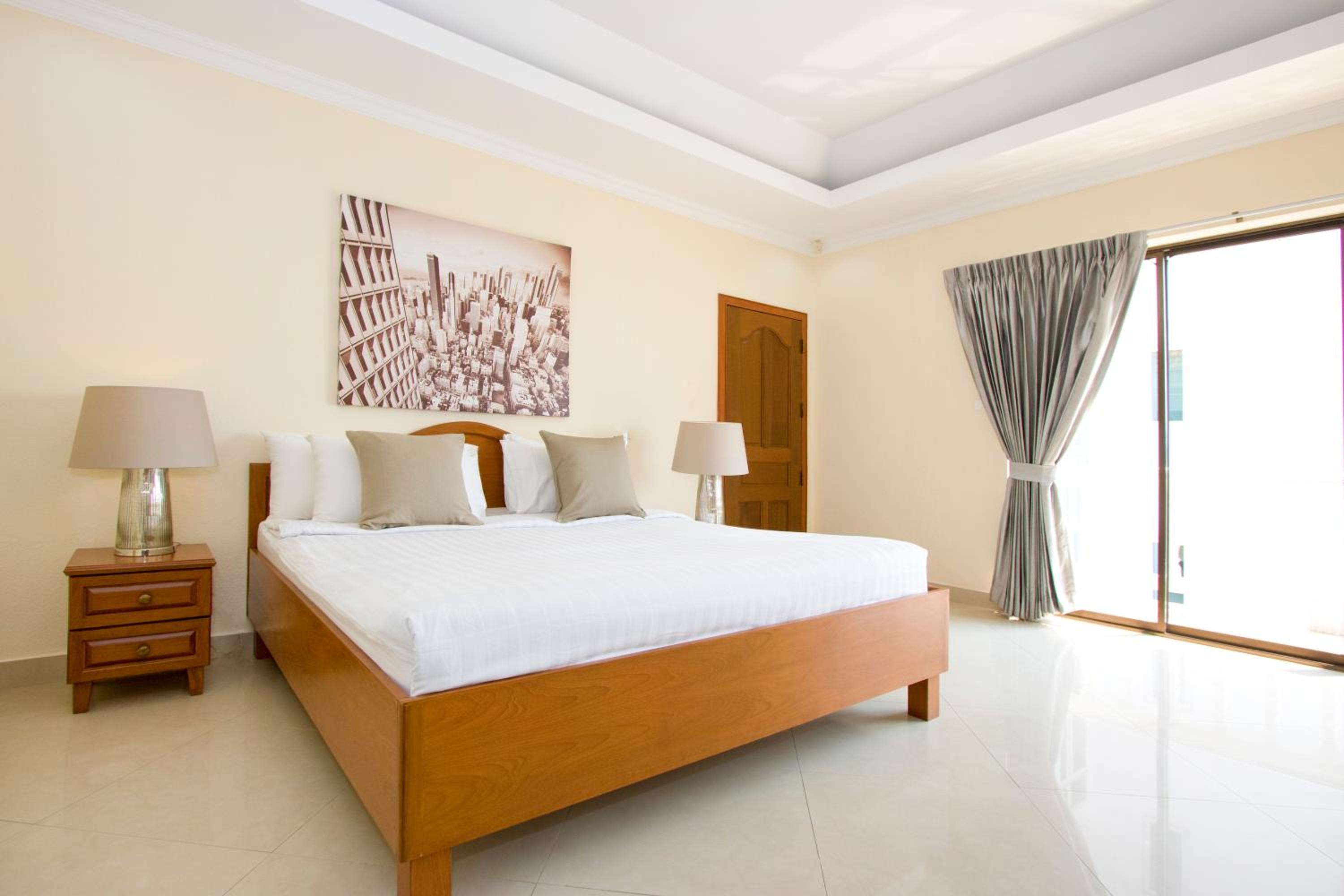 Avoca Pool Villas
