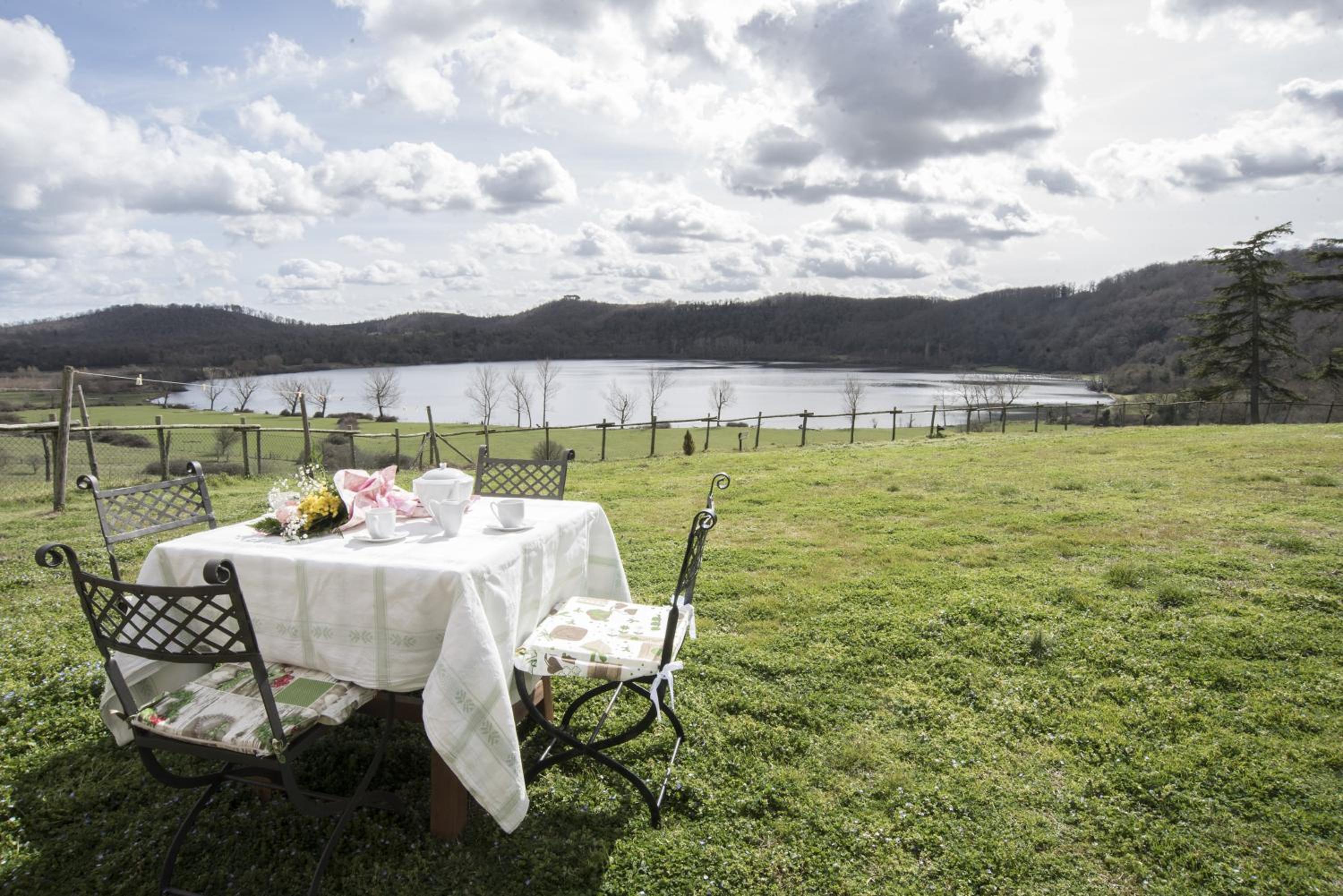 Agriturismo Lago di Mezzano