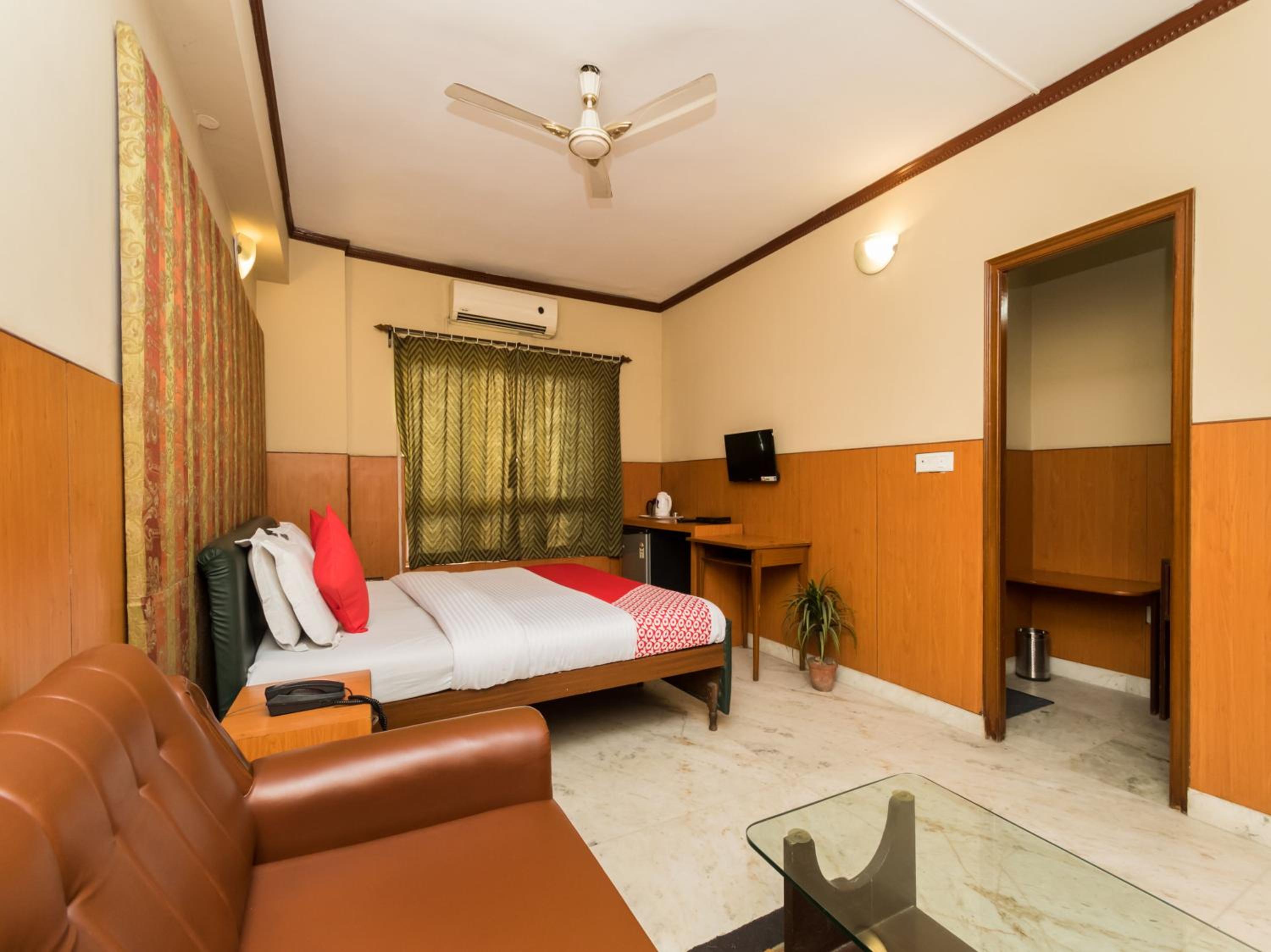 Malik Guest House