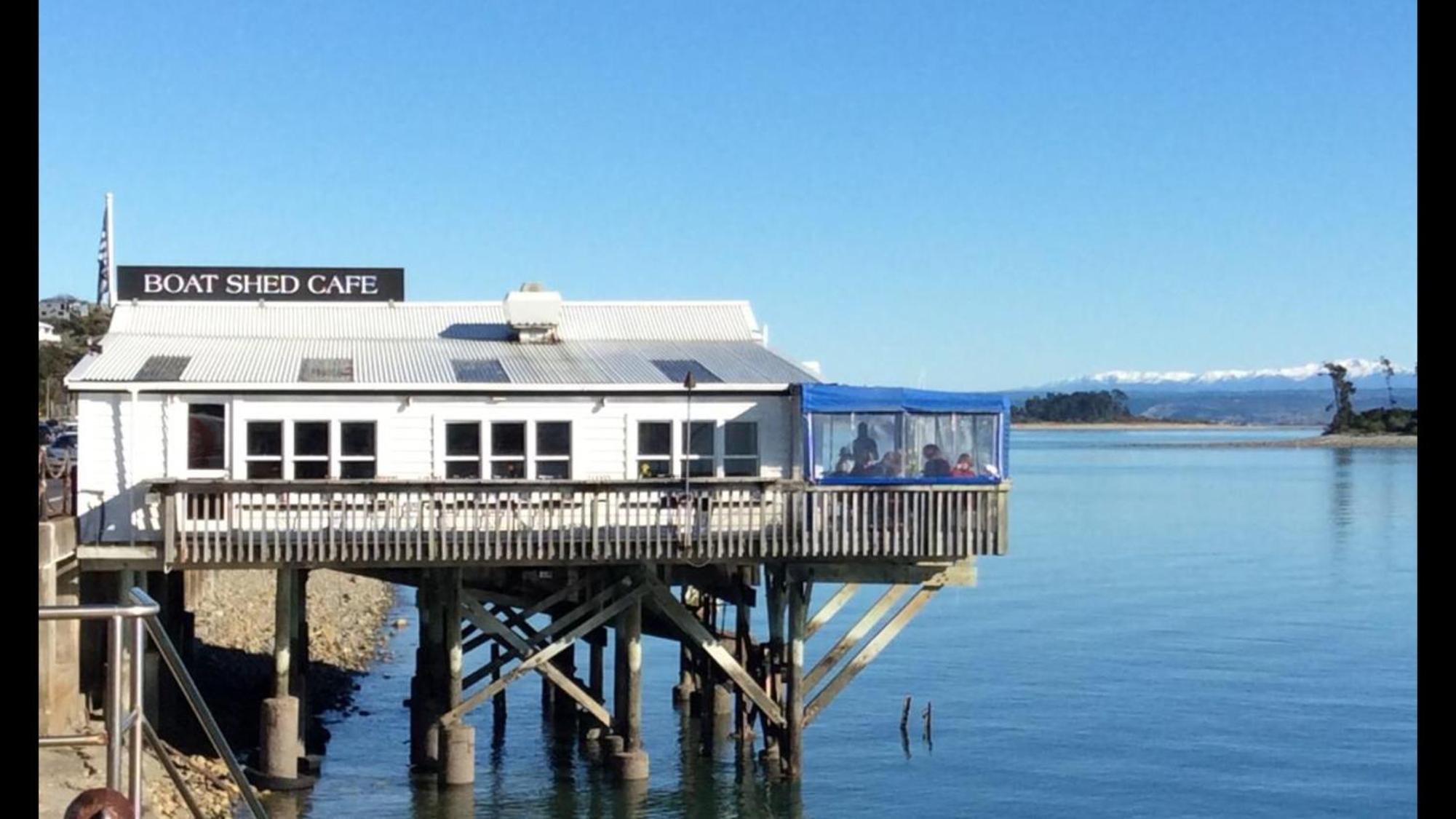 Waterfront Bliss