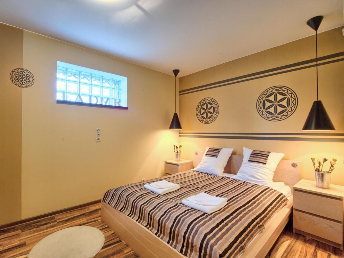 VisitZakopane - Janosik Apartment view 4