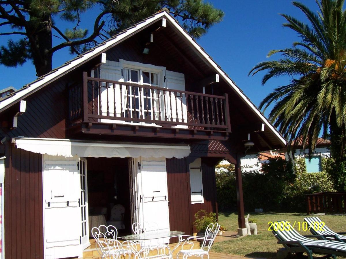 Casa de Madera Sobre el Mar photo 2