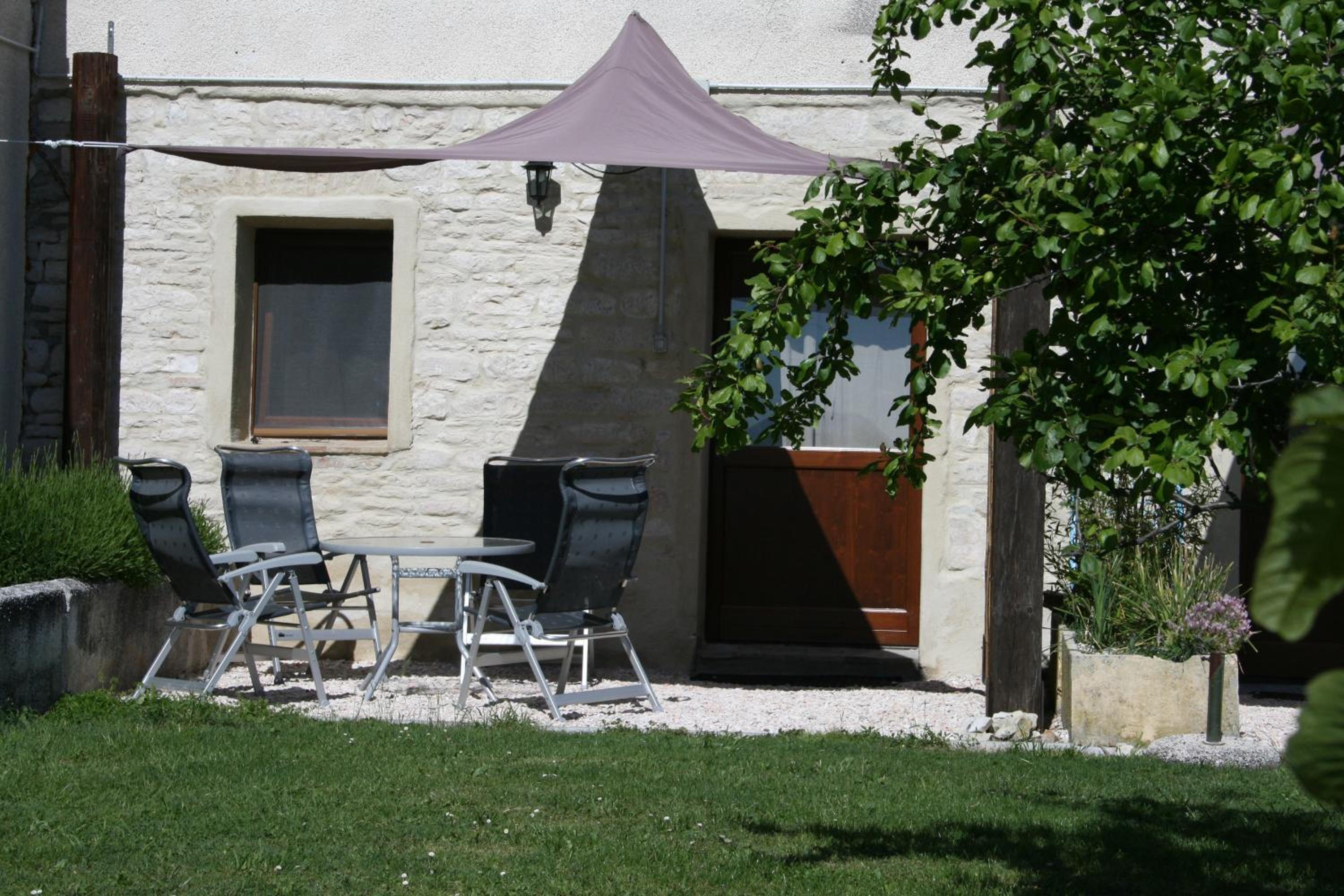 Photo 27