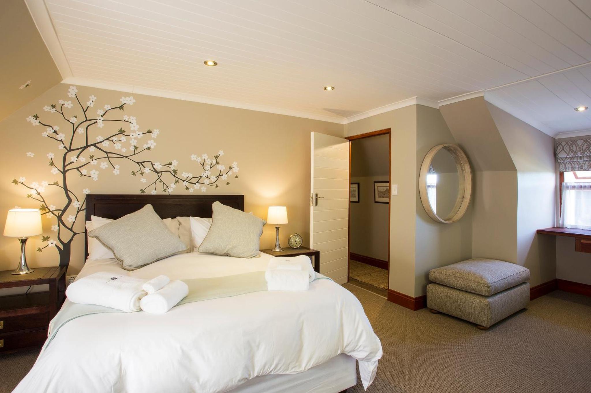The Browns' Luxury Suites & Cottage