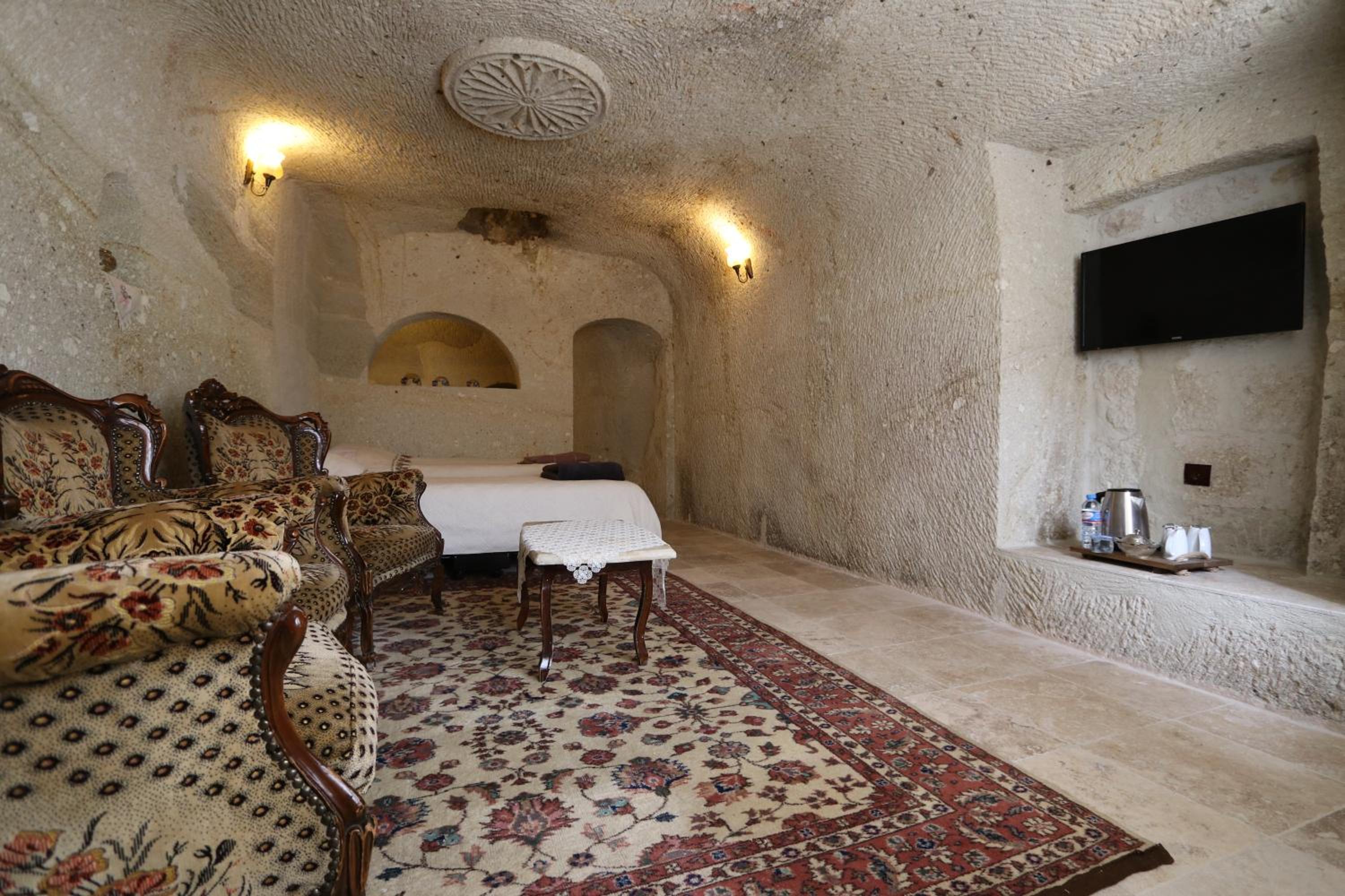 Mosaic Cave Hotel - Image 55