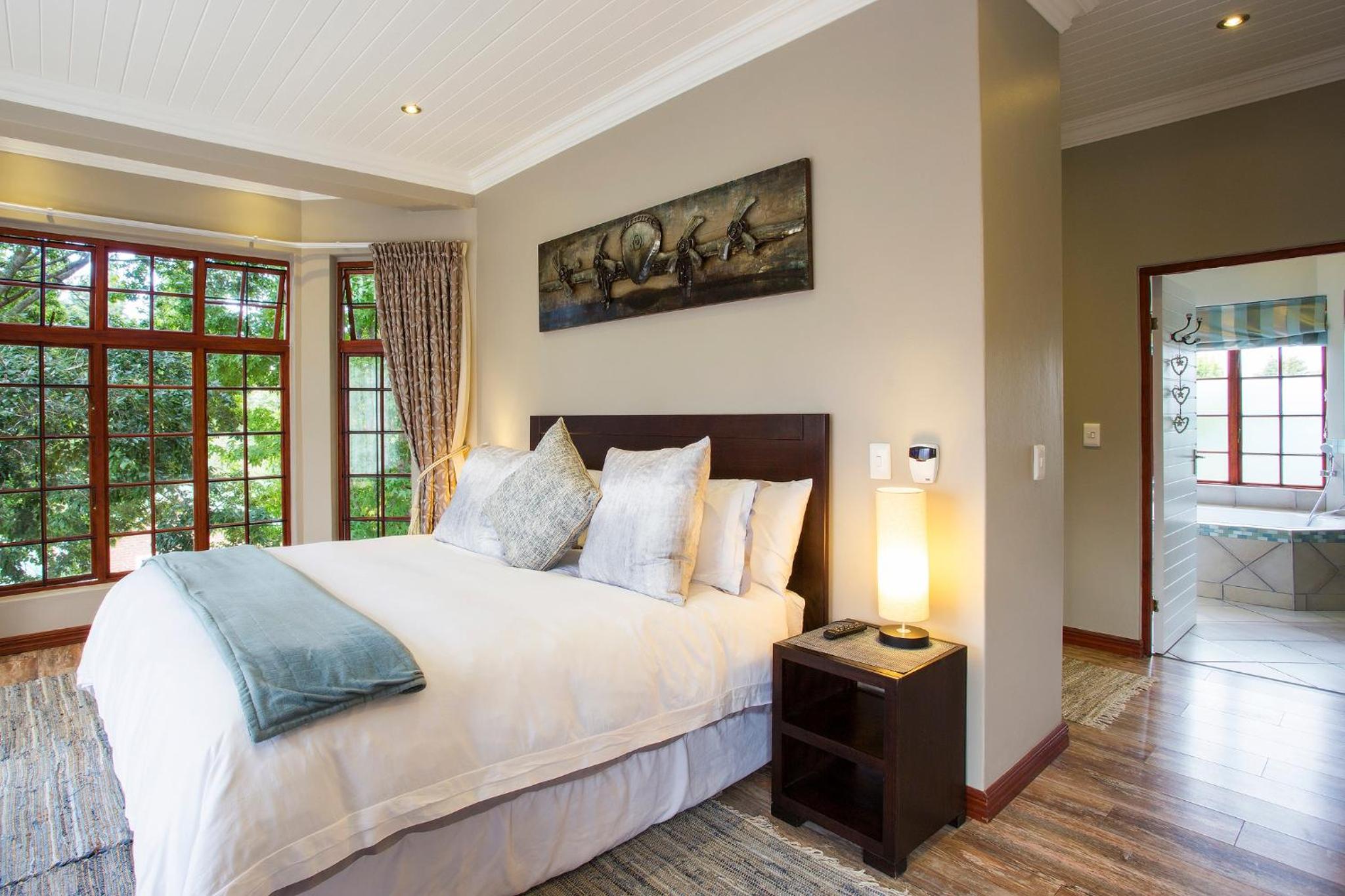 The Browns' Luxury Suites & Cottage