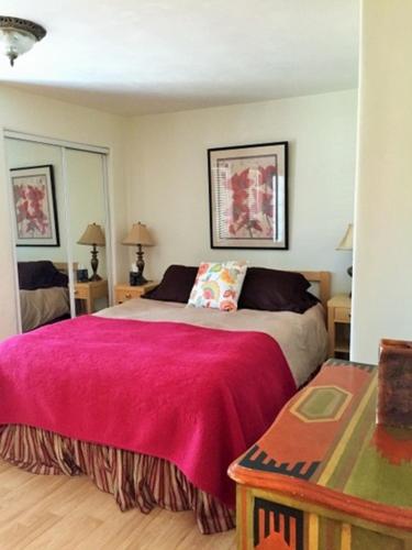 Casas de Guadalupe - Sante Fe Vacation Rentals
