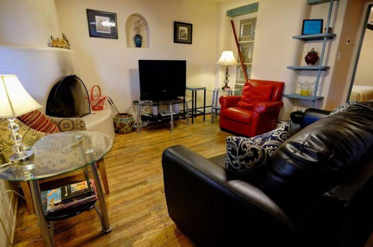 Casas de Guadalupe - Sante Fe Vacation Rentals