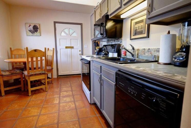 Casas de Guadalupe - Sante Fe Vacation Rentals
