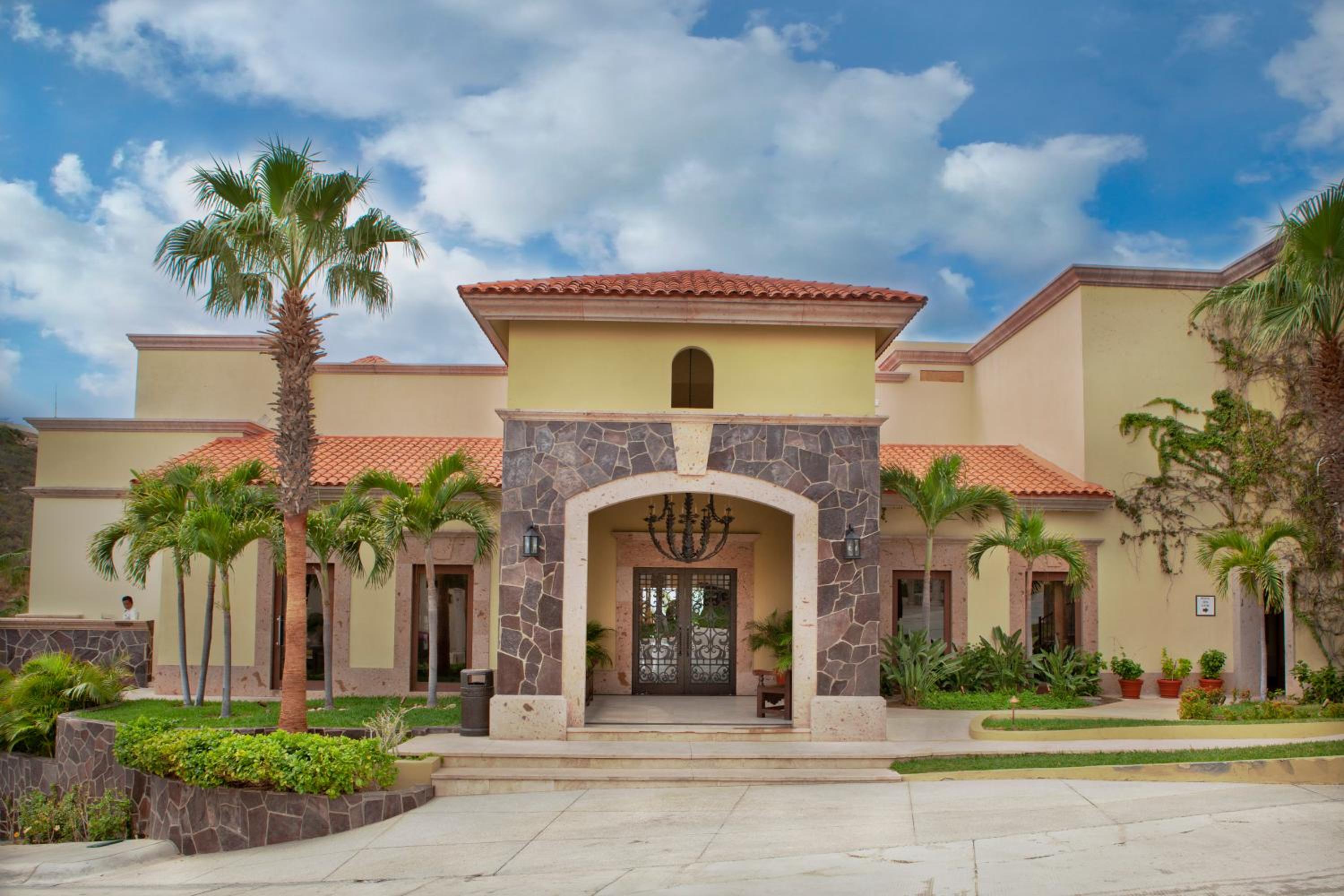 Quivira Los Cabos Condos and Homes -Vacation Rentals