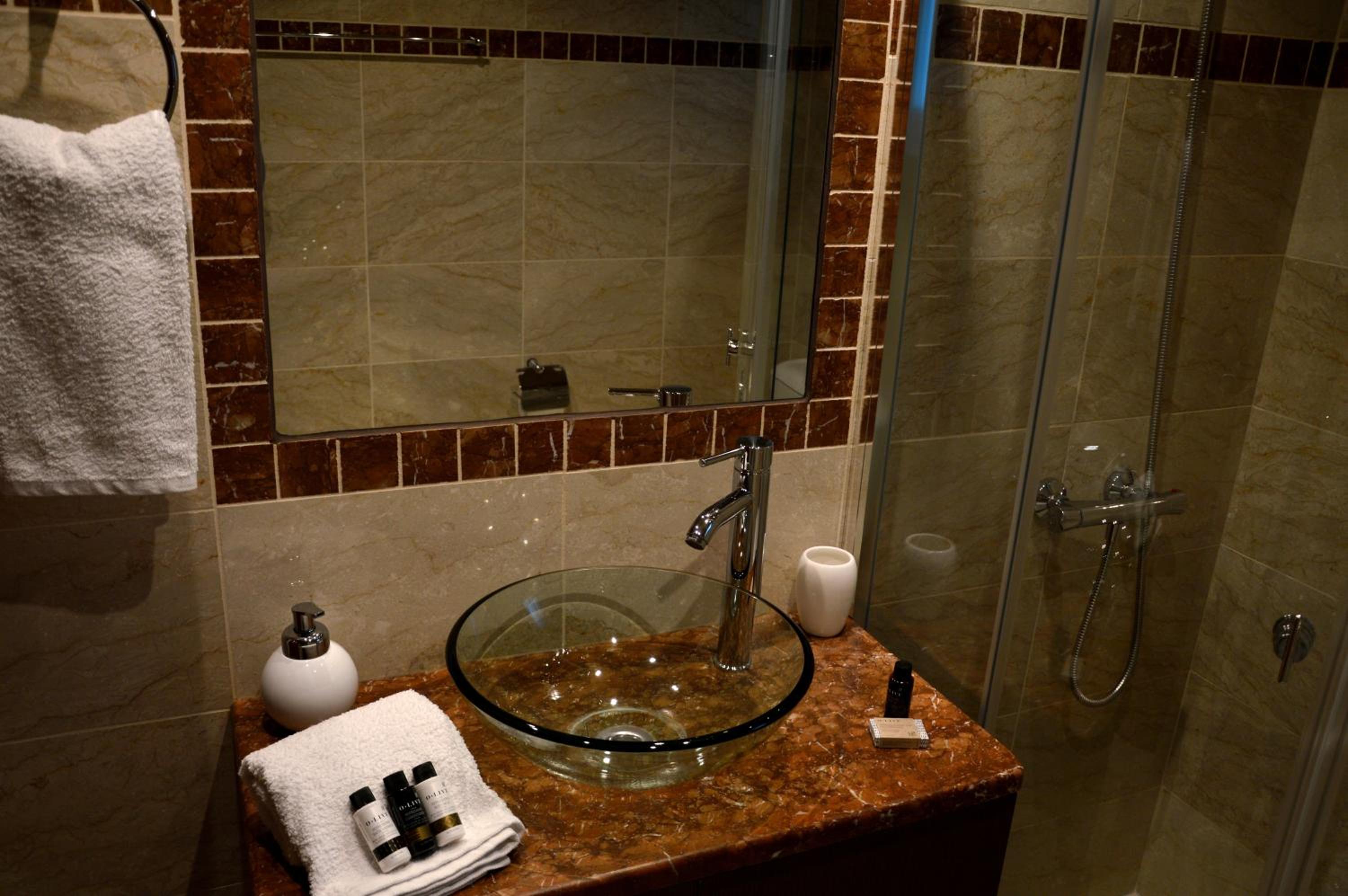 Marathon Eco Stay