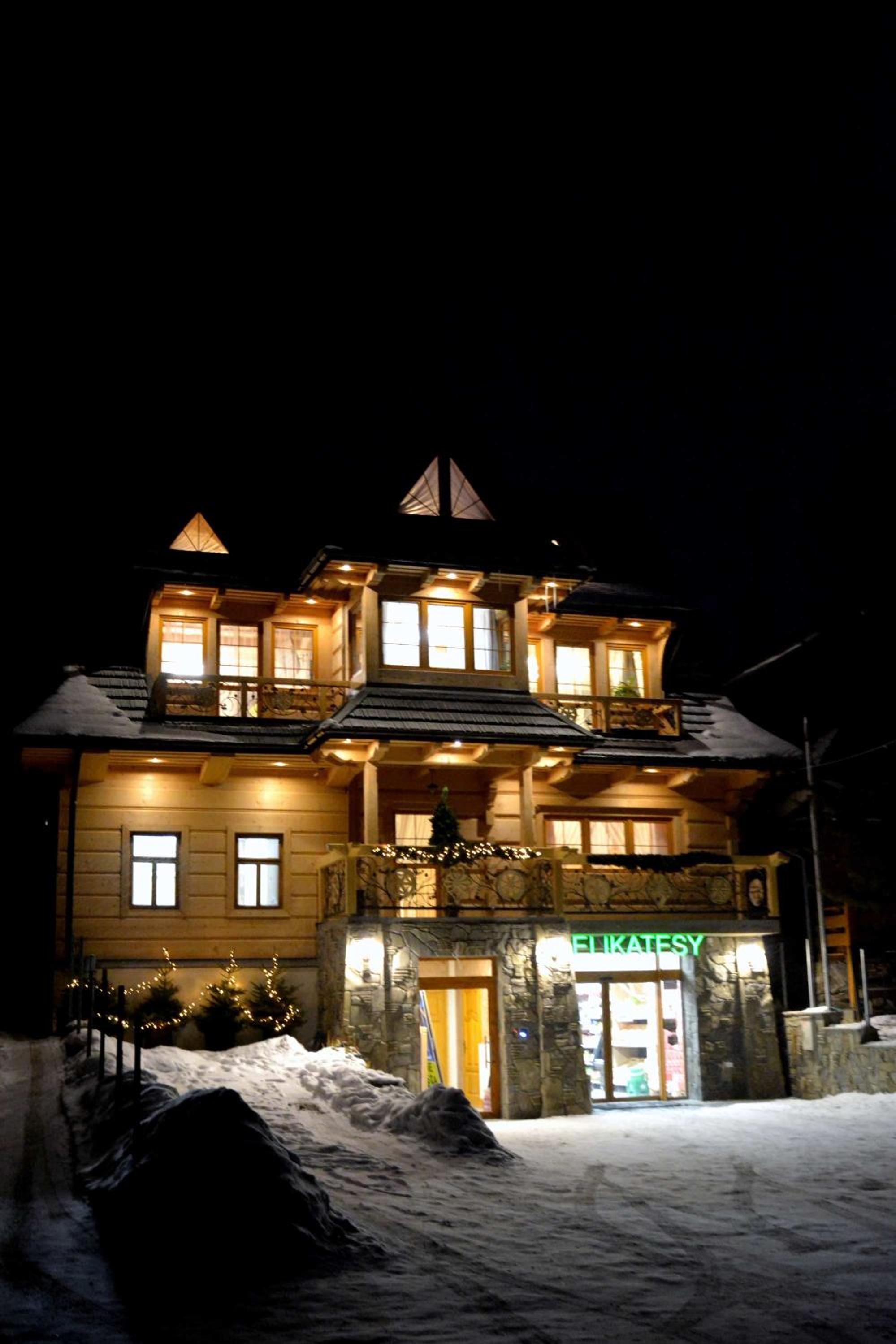 Photo 12