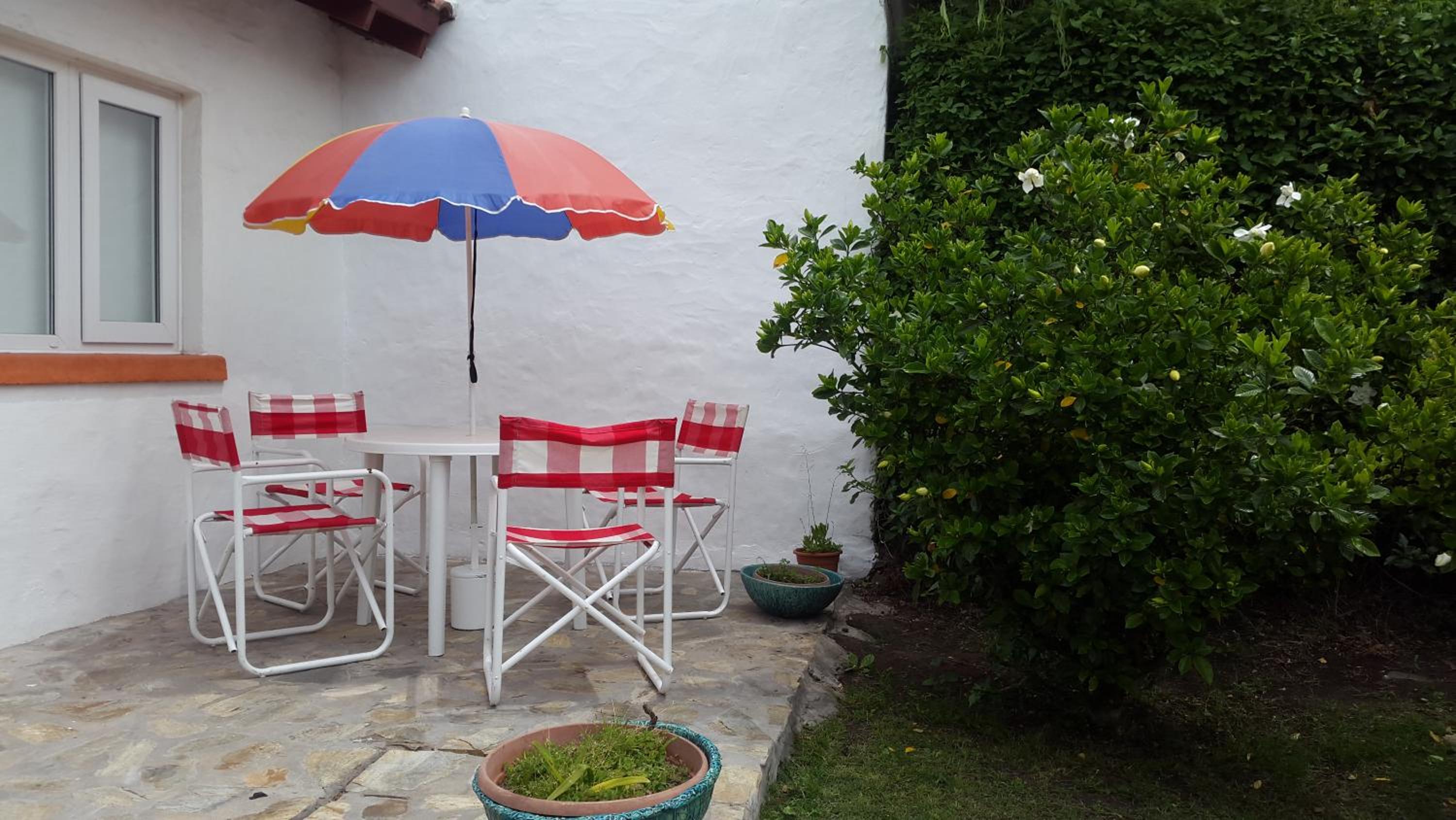 Hotel Rincón De Angeles - Image 1