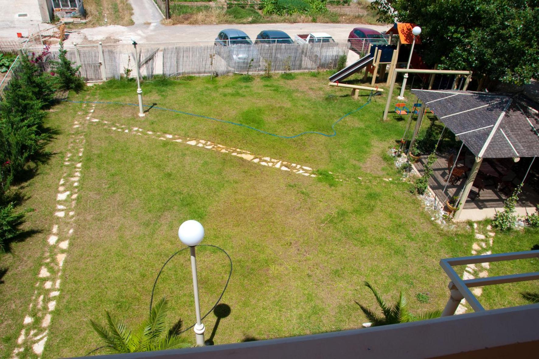 Photo 15
