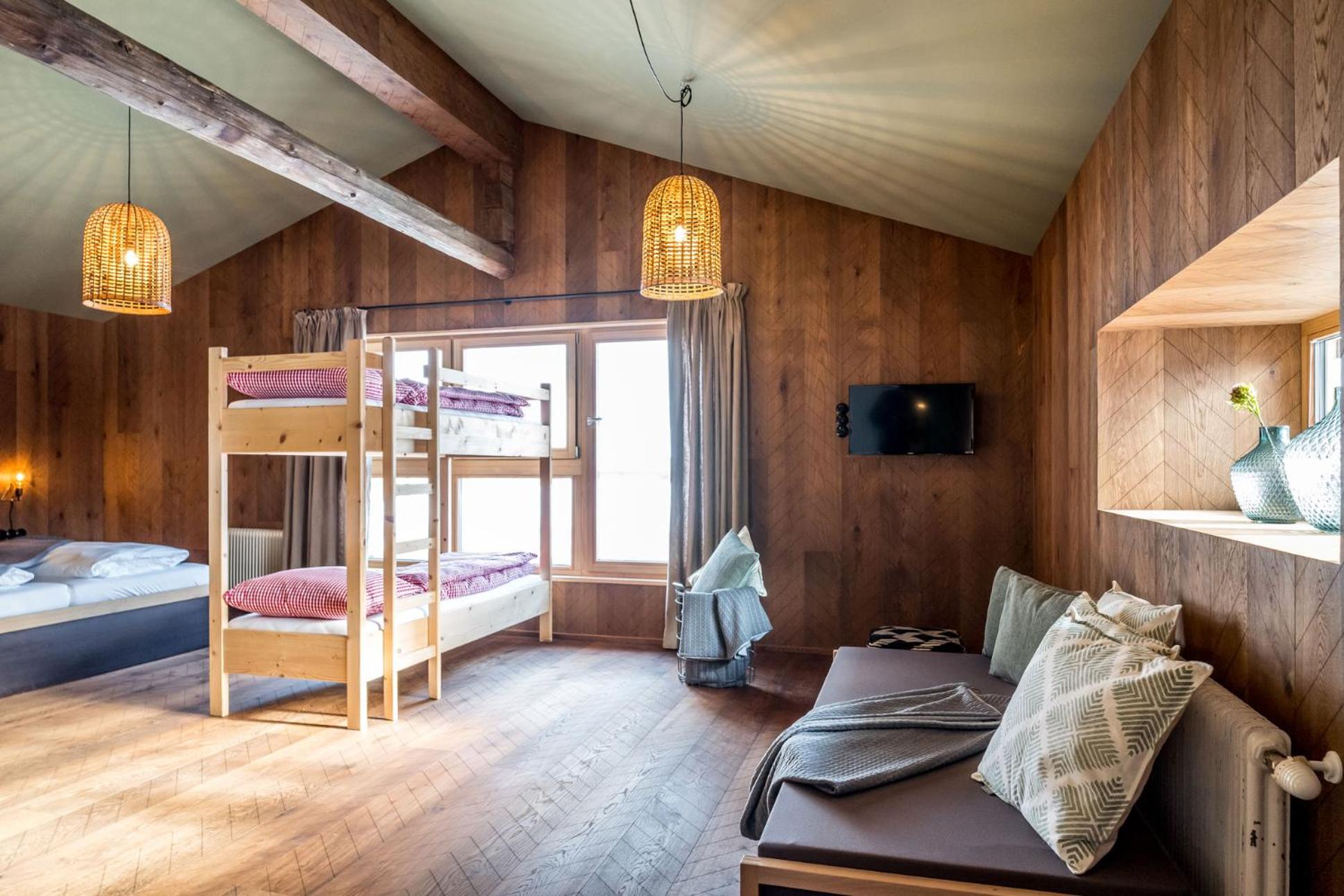Peakini Farmhaus