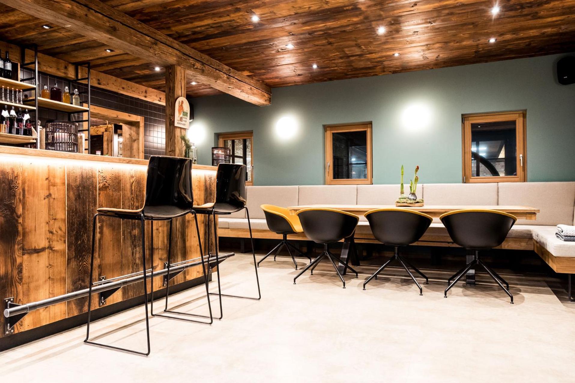 Peakini Farmhaus