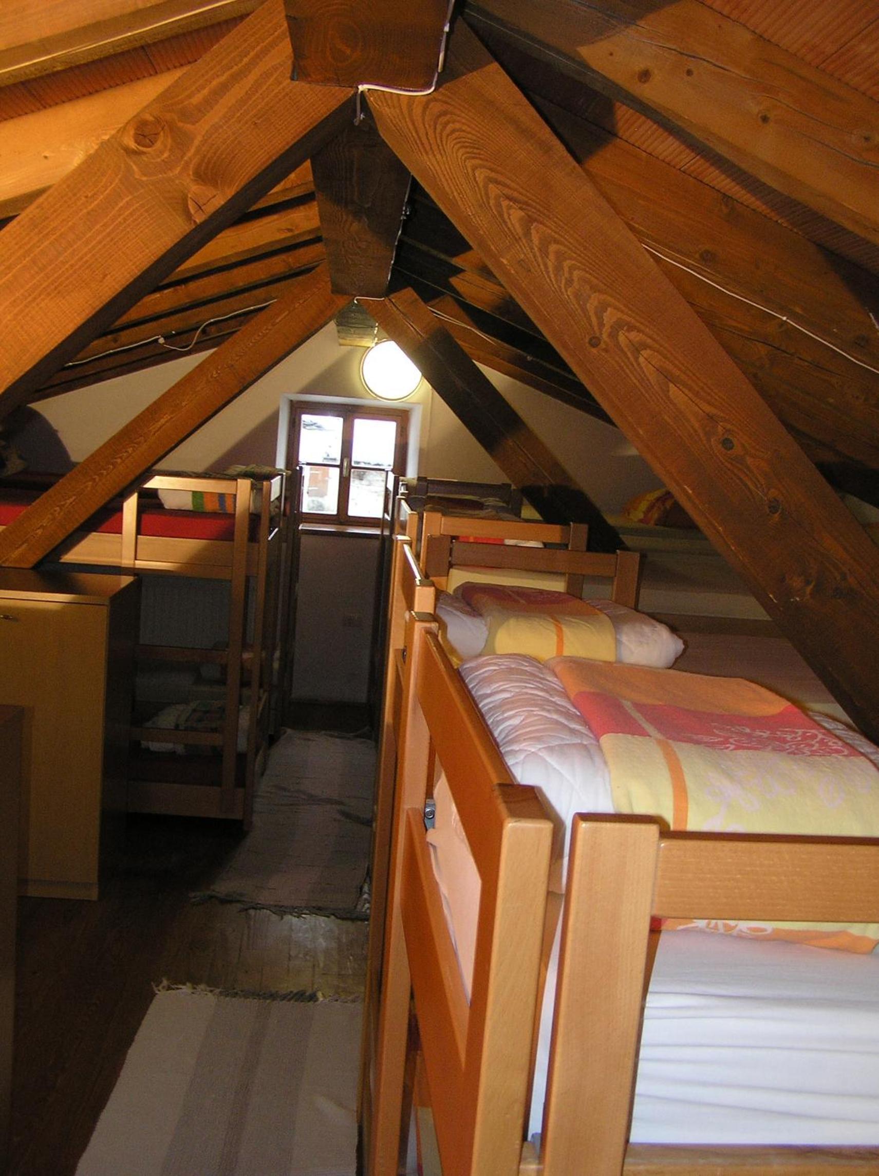 Photo 32