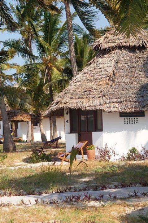 Kilwa Beach Lodge view 2