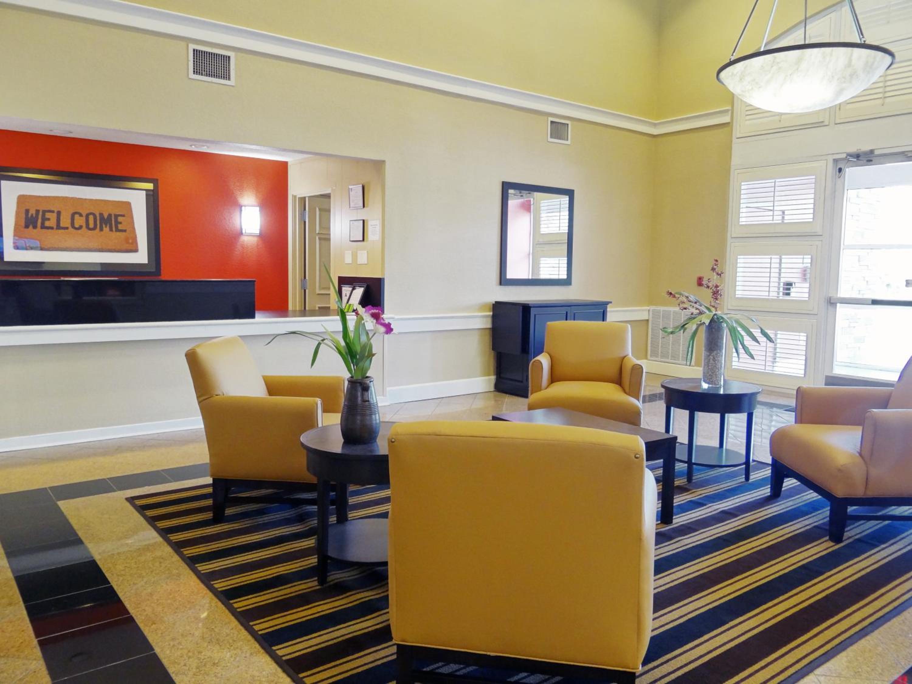Candlewood Suites Houston Space Center - Webster view 5
