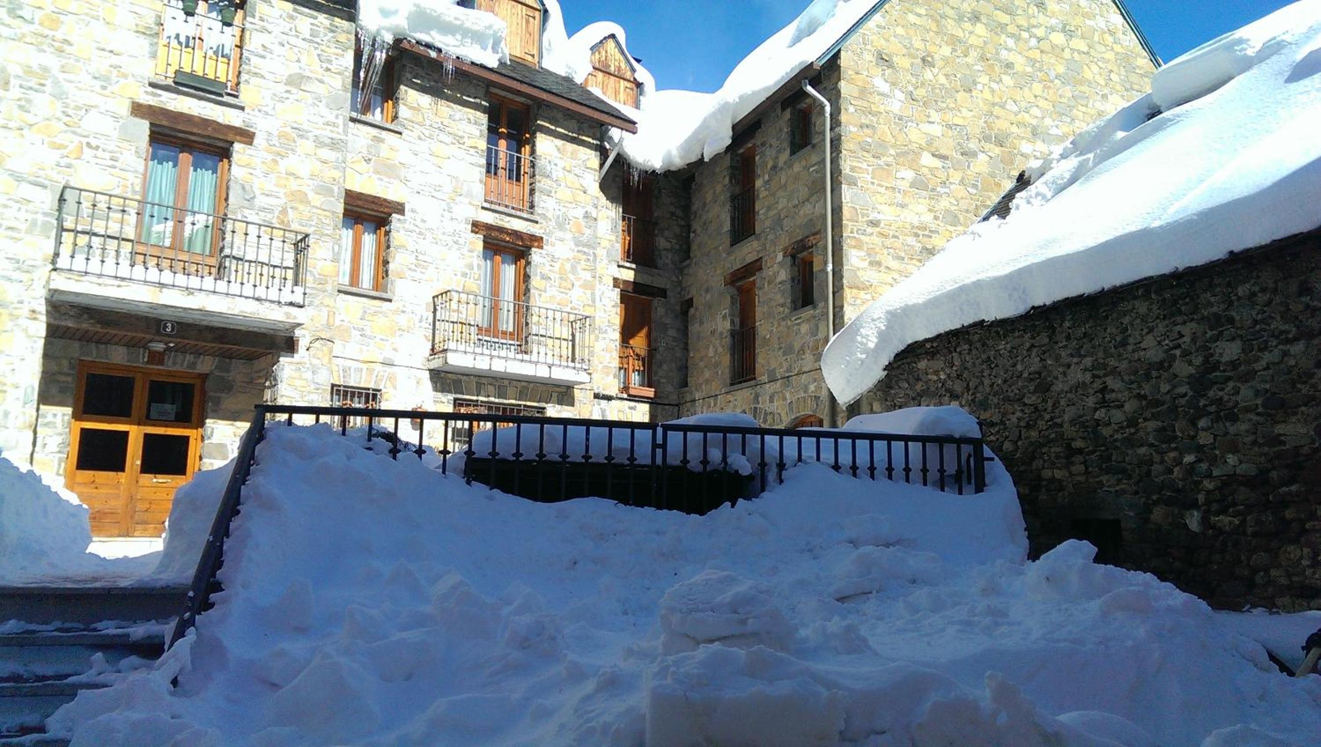Apartamento en Sallent de Gallego view 5
