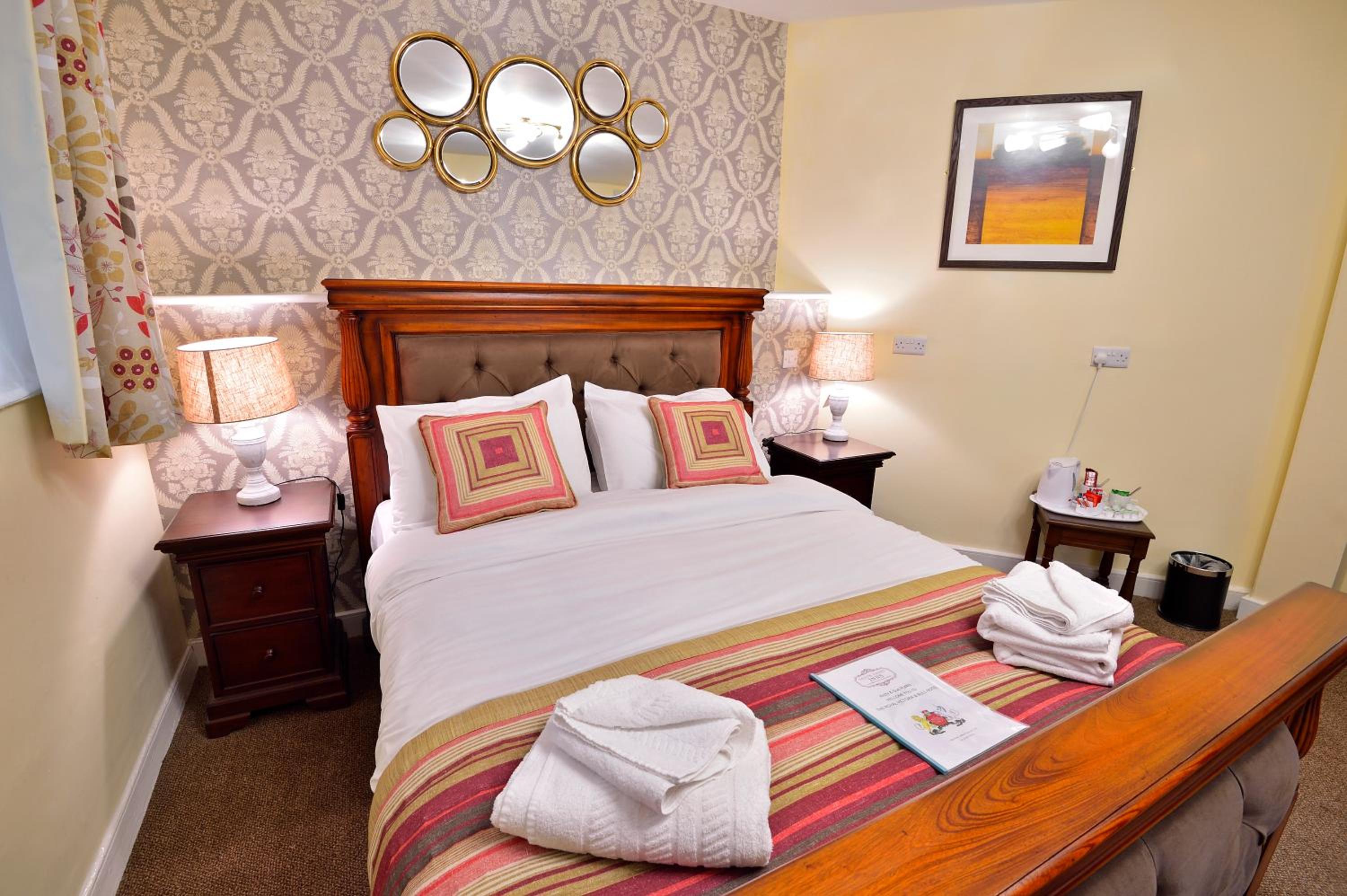 The Royal Victoria and Bull Hotel