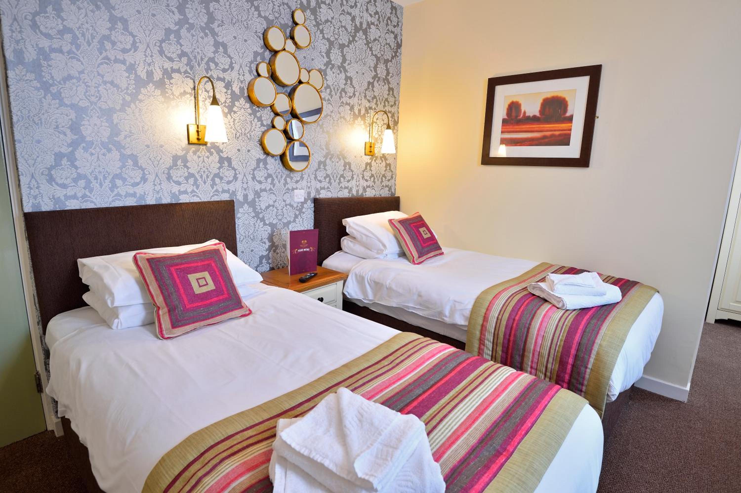 The Royal Victoria and Bull Hotel