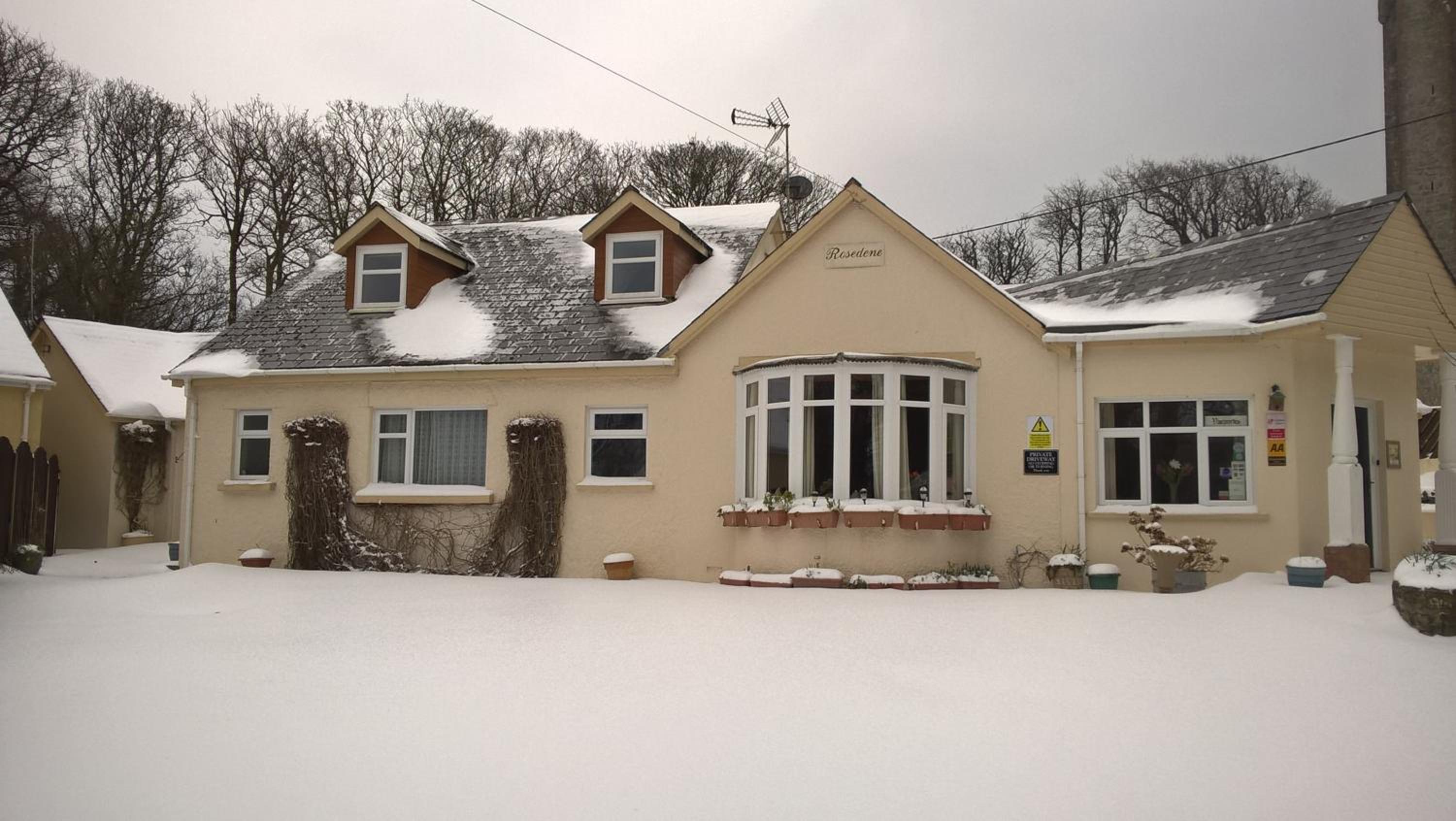Pembroke Vacations - Rosedene Guest House - Property Image 1