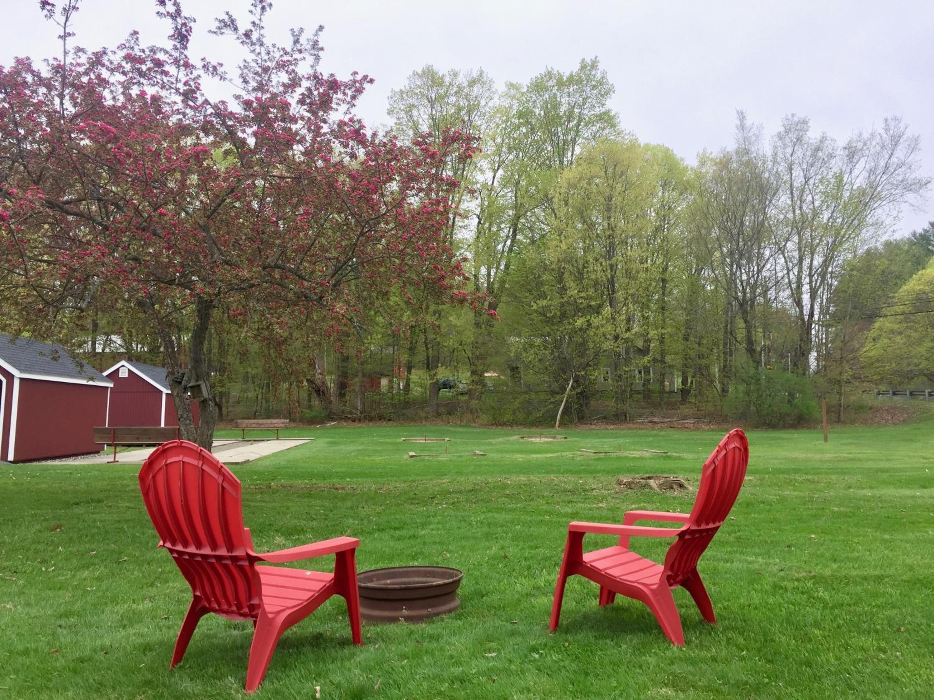 Brattleboro Vacations - Inn at Kampfires - Property Image 3