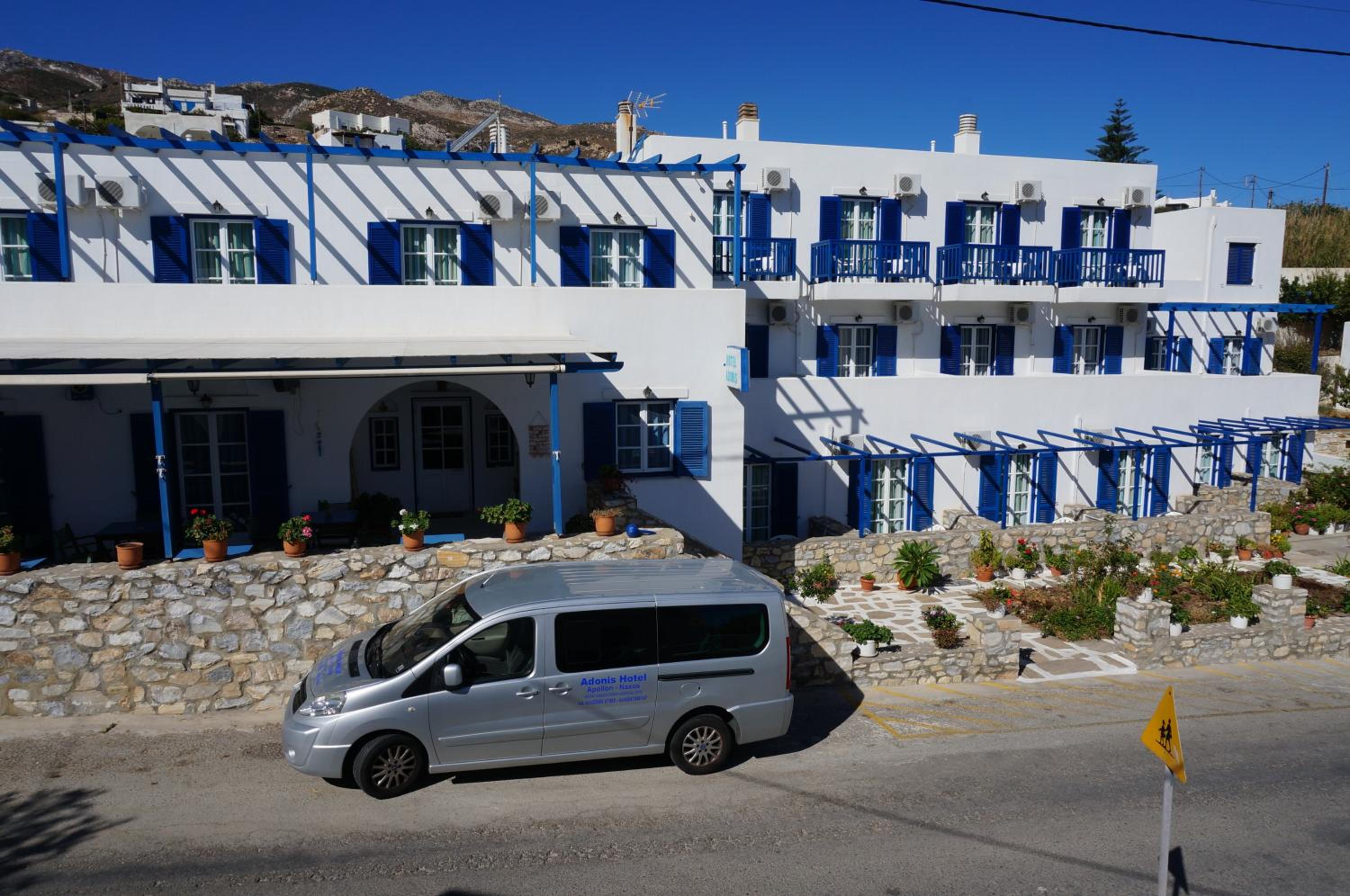 Hotel Adonis Hotel Naxos - Image 1