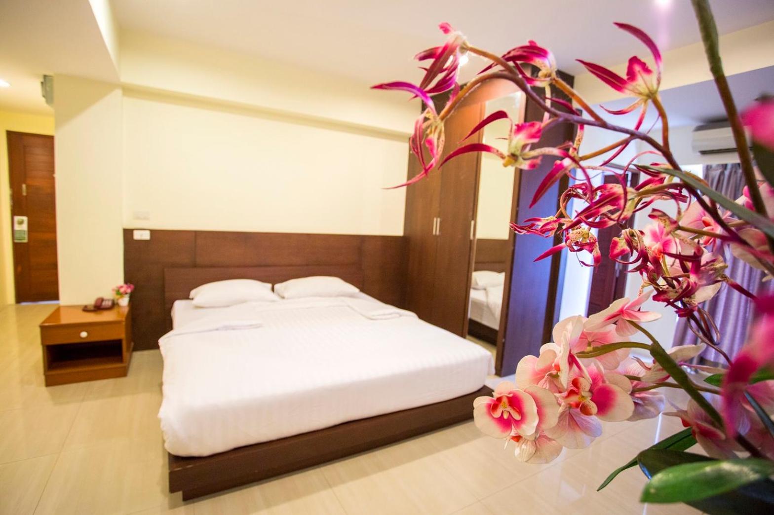 The Loft Resort Bangkok