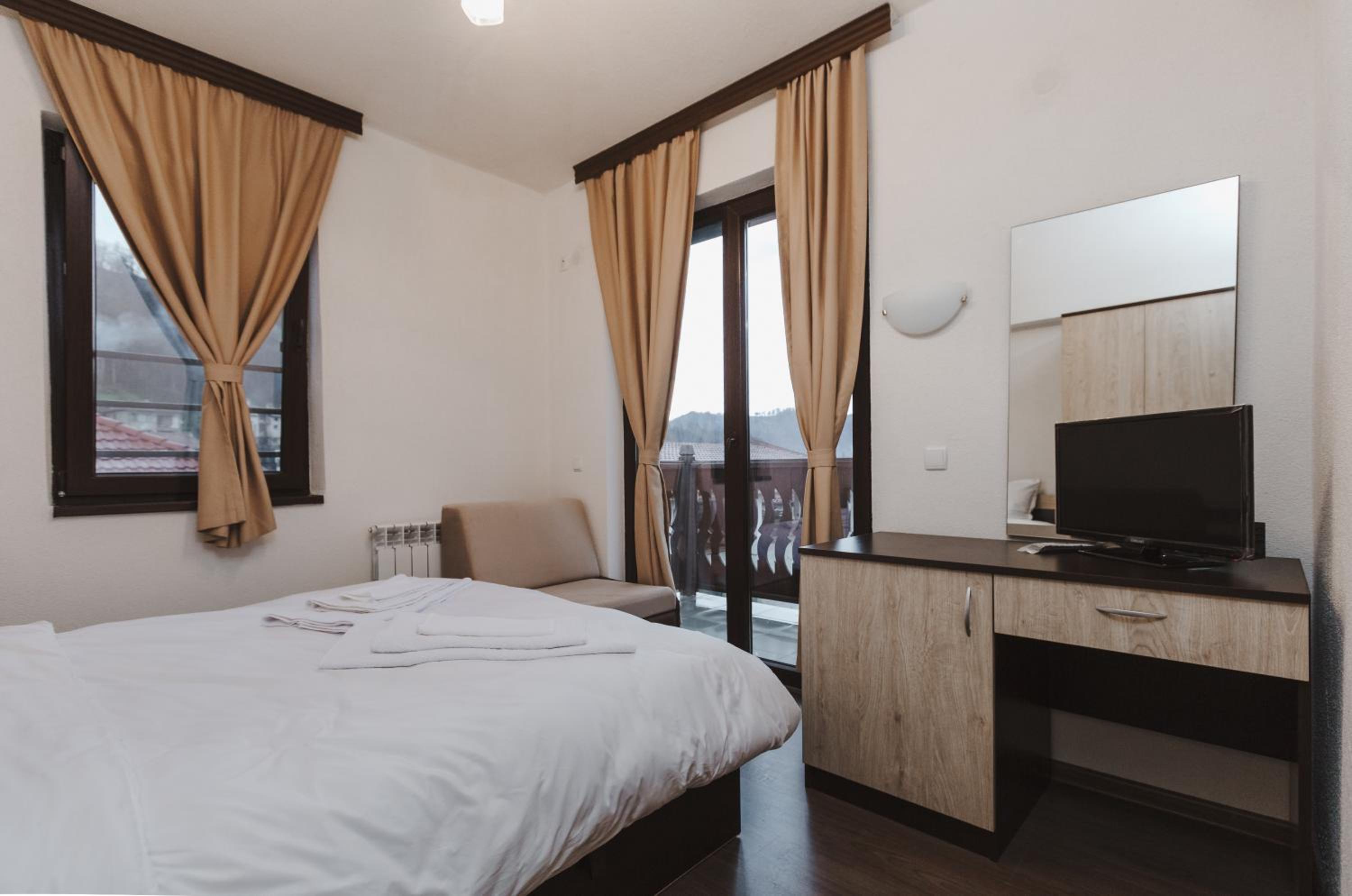 Zlatograd 2 Iosifova Guest House