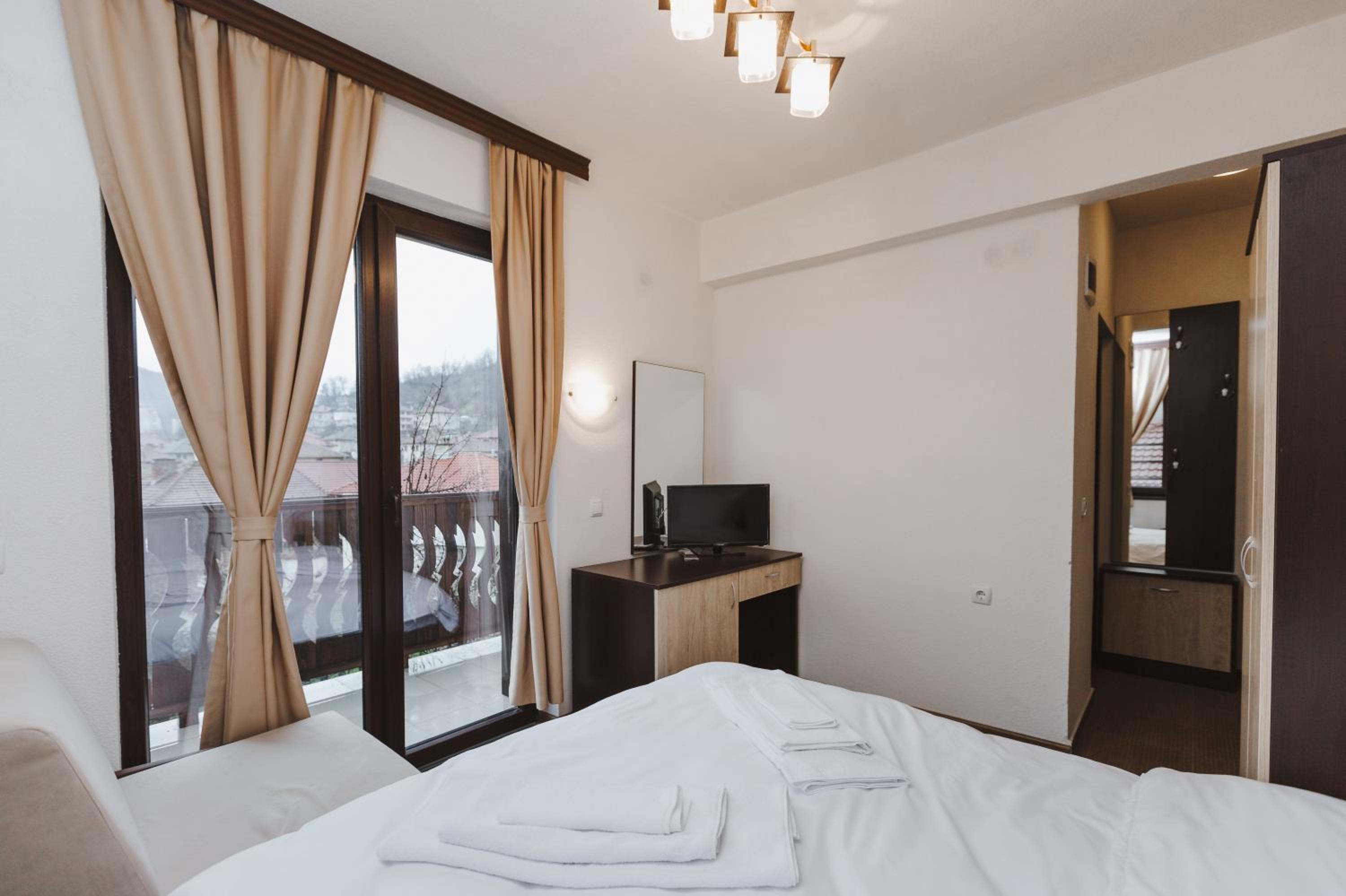 Zlatograd 2 Iosifova Guest House