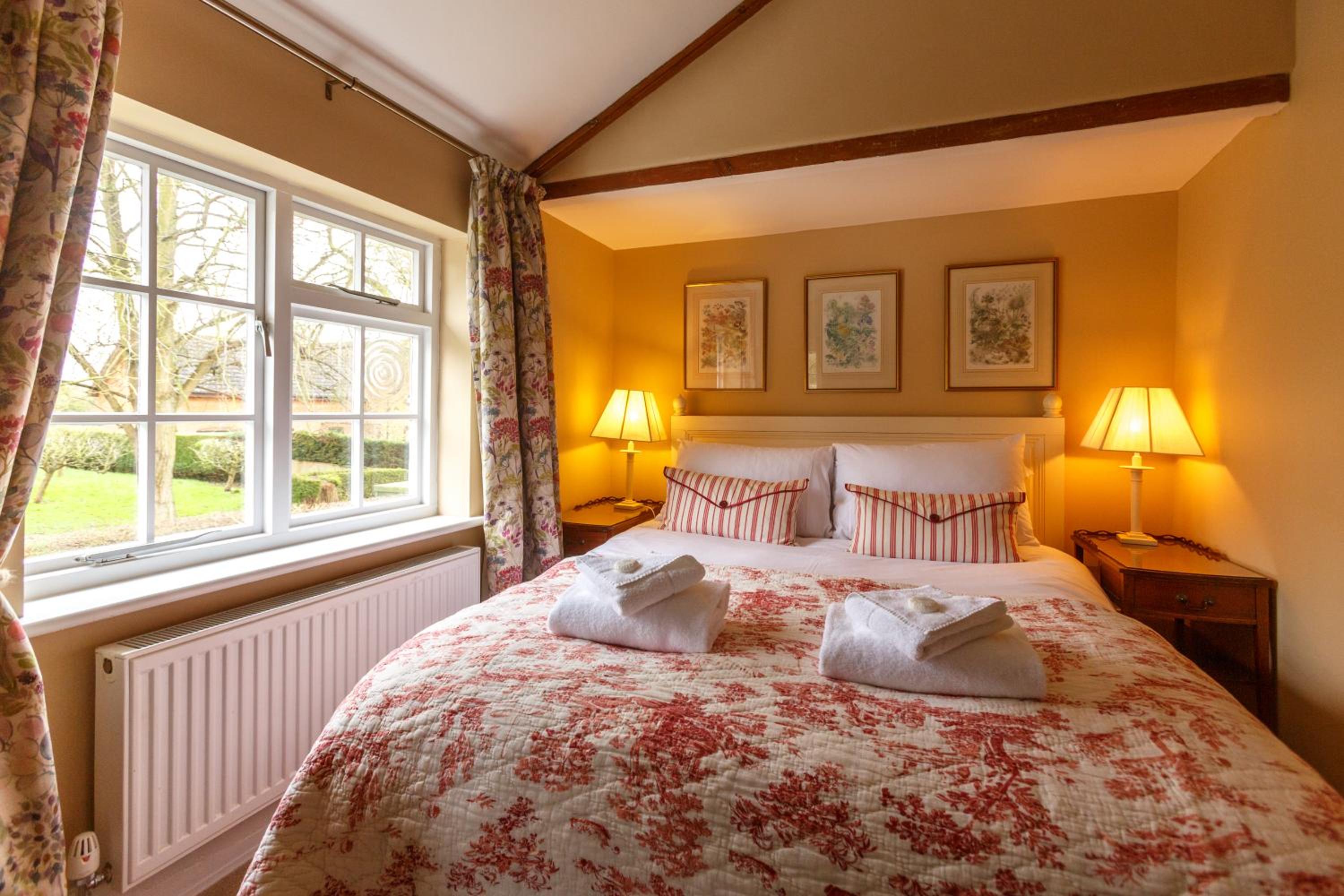 Jasmine Cottage, Kelsale, sleeps 5 - Aldeburgh Coastal Cottages