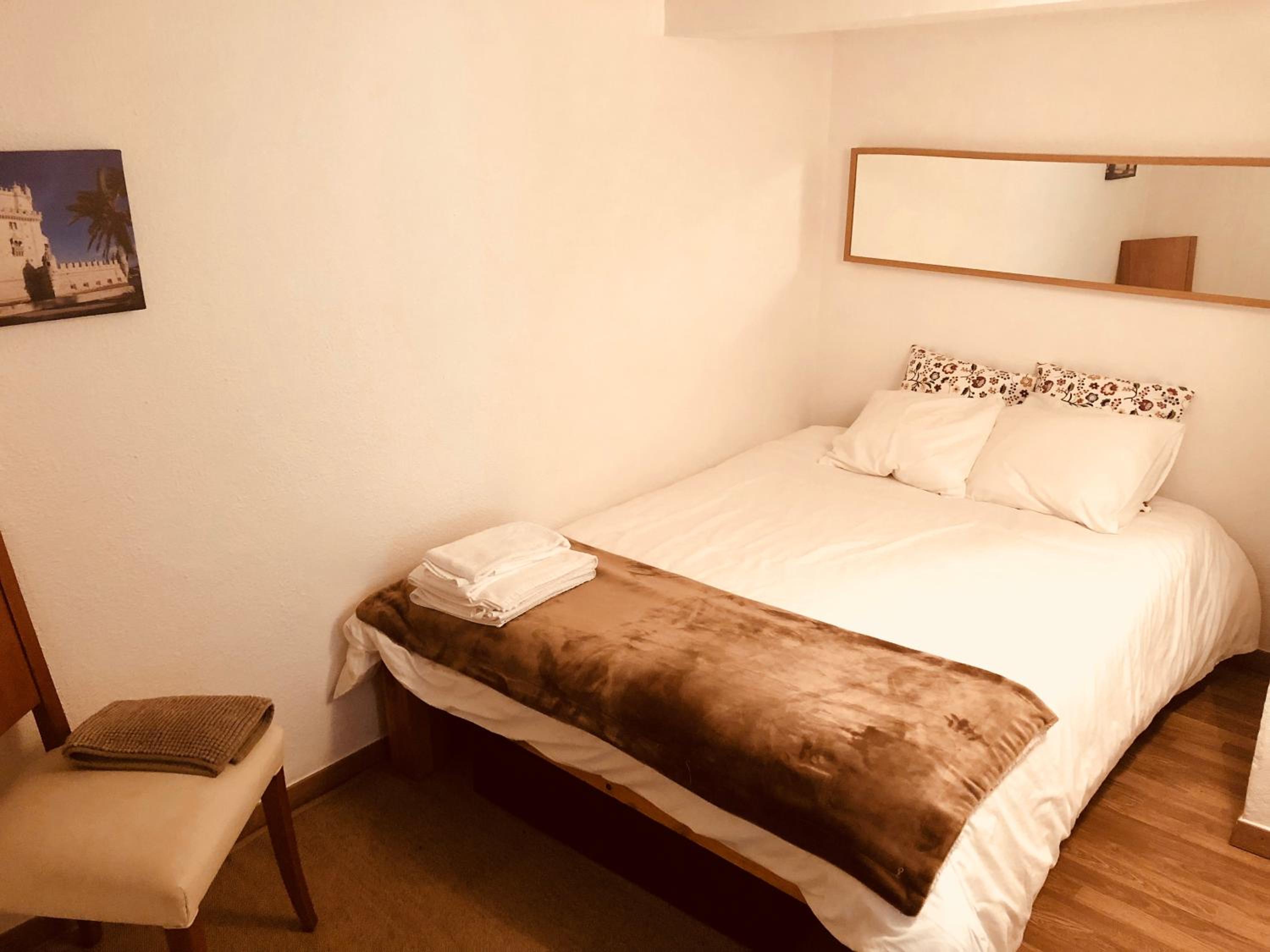 Lisbon Secret & Graca Apartment view 5