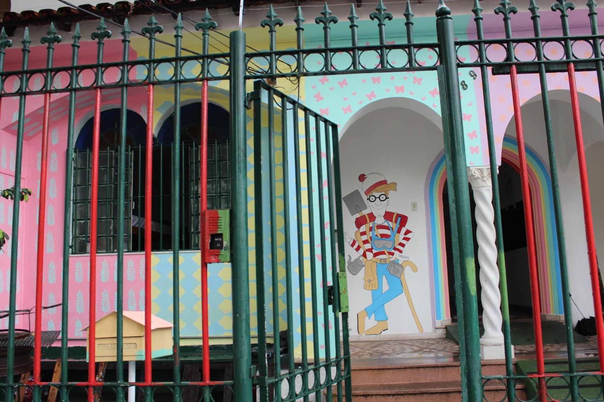 Wally's House Hostel